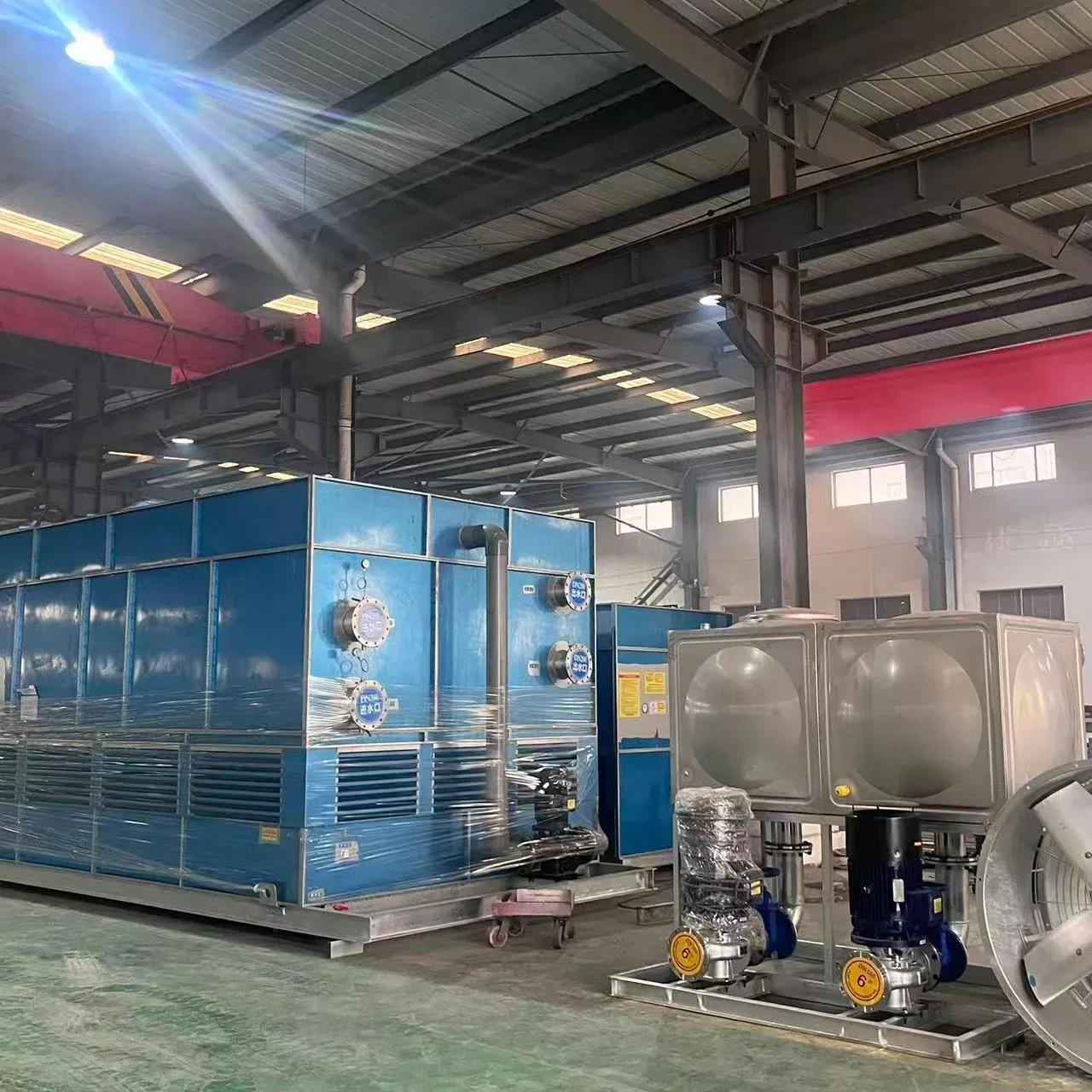 Высокоэффективный закрытый контурный охладитель жидкости испарительной охлаждающей башни 1000RT 5