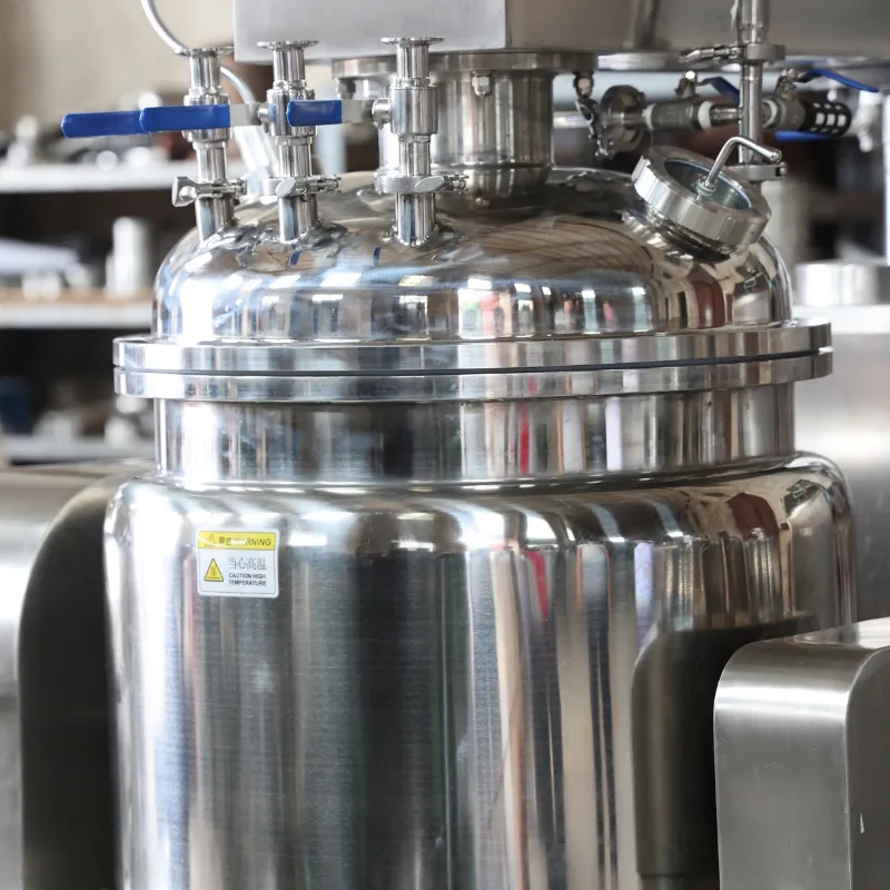 Высокоэффективный вакуумный эмульсионный миксер для кремов и гелей 5