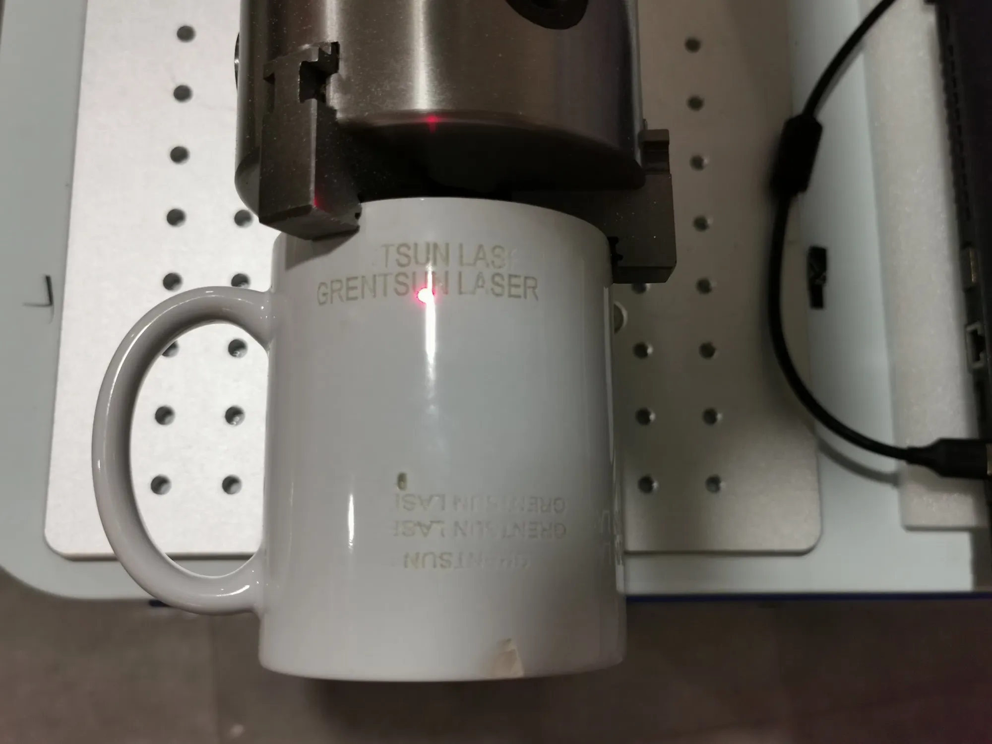 Высокоточная волоконно-лазерная маркировочная машина 30W/100W 6