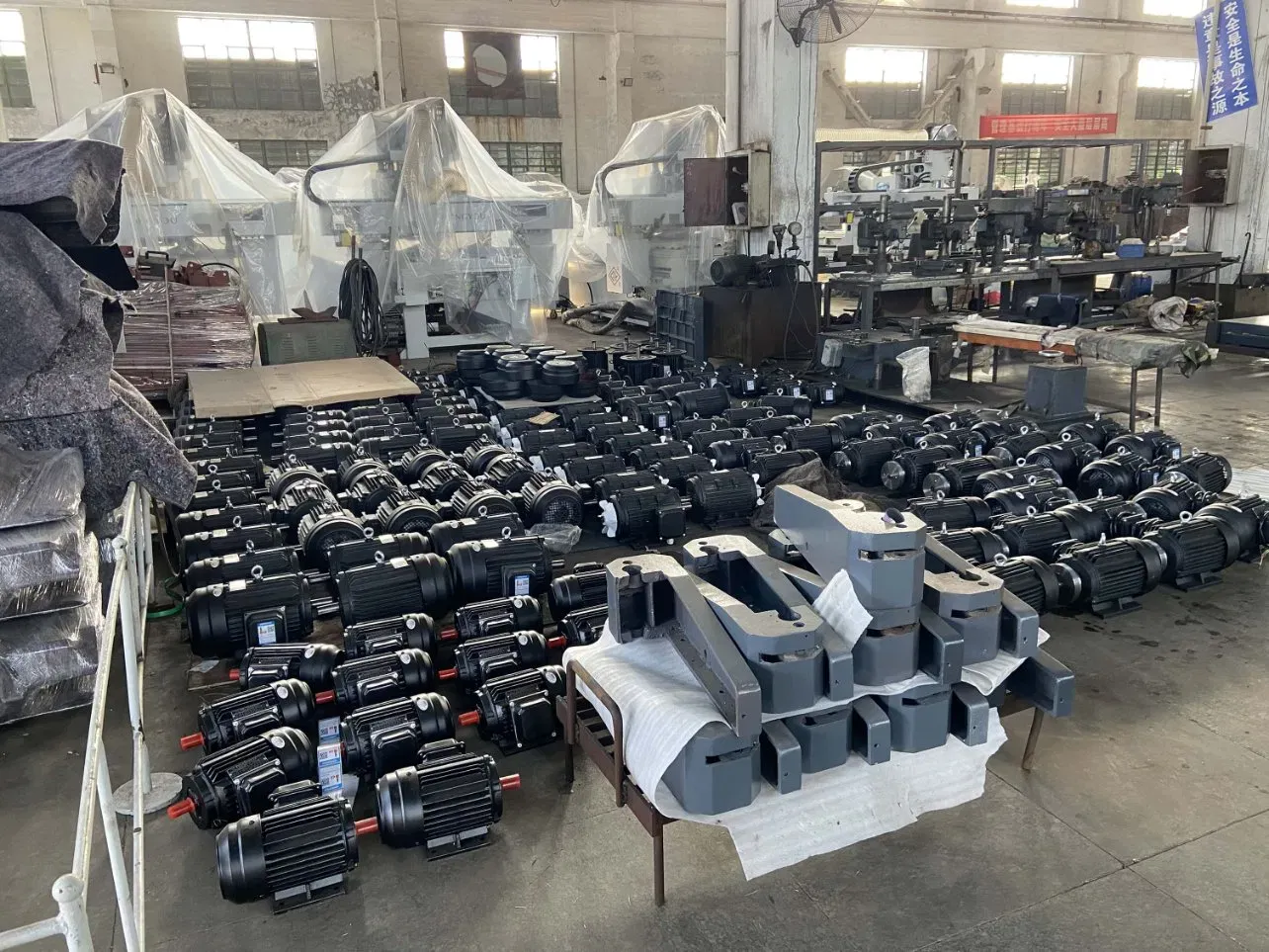 Высококачественная вертикальная ленточная пила для резки дерева 6