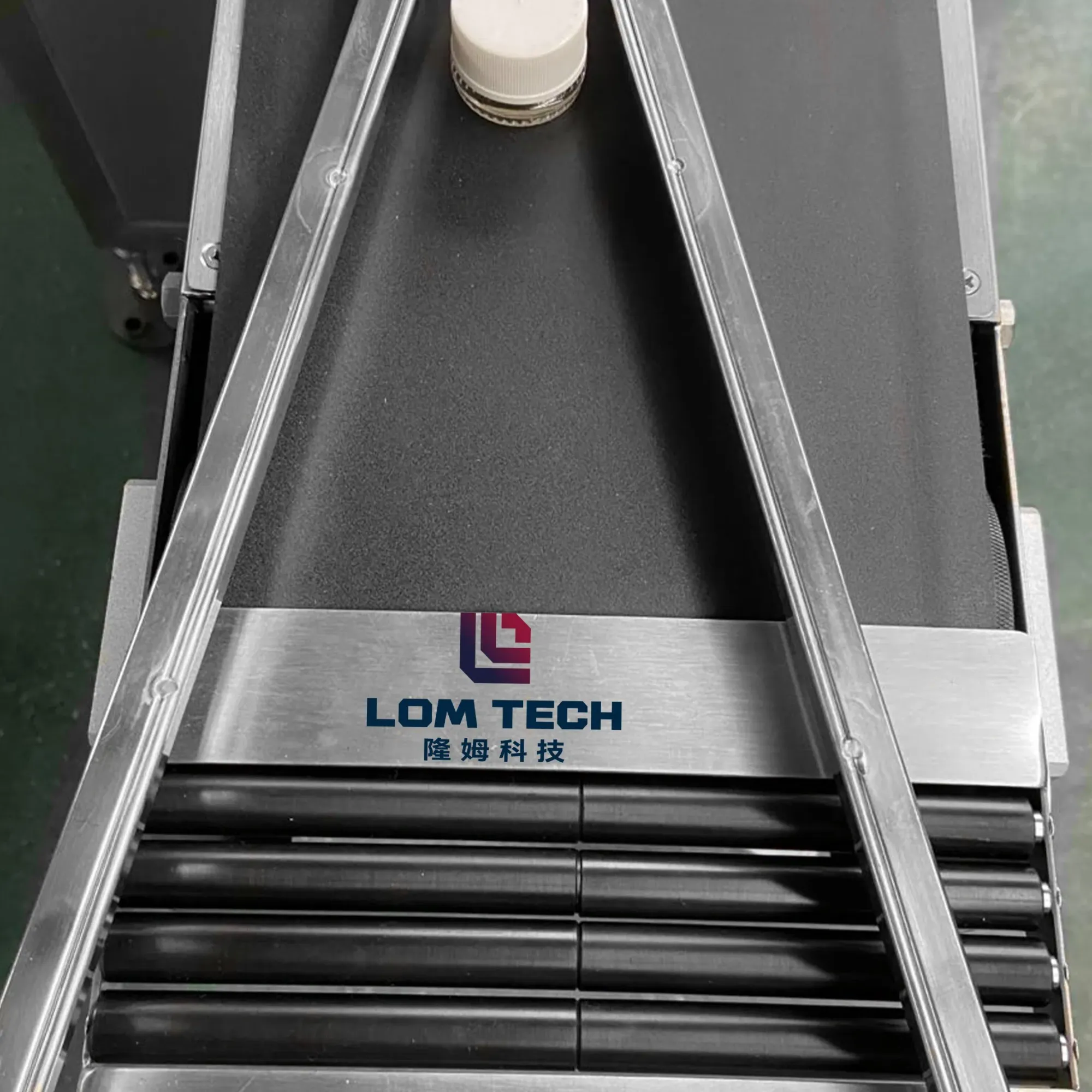 Машина для маркировки пакетов типа дойпак с высокой скоростью для глобальных брендов 4