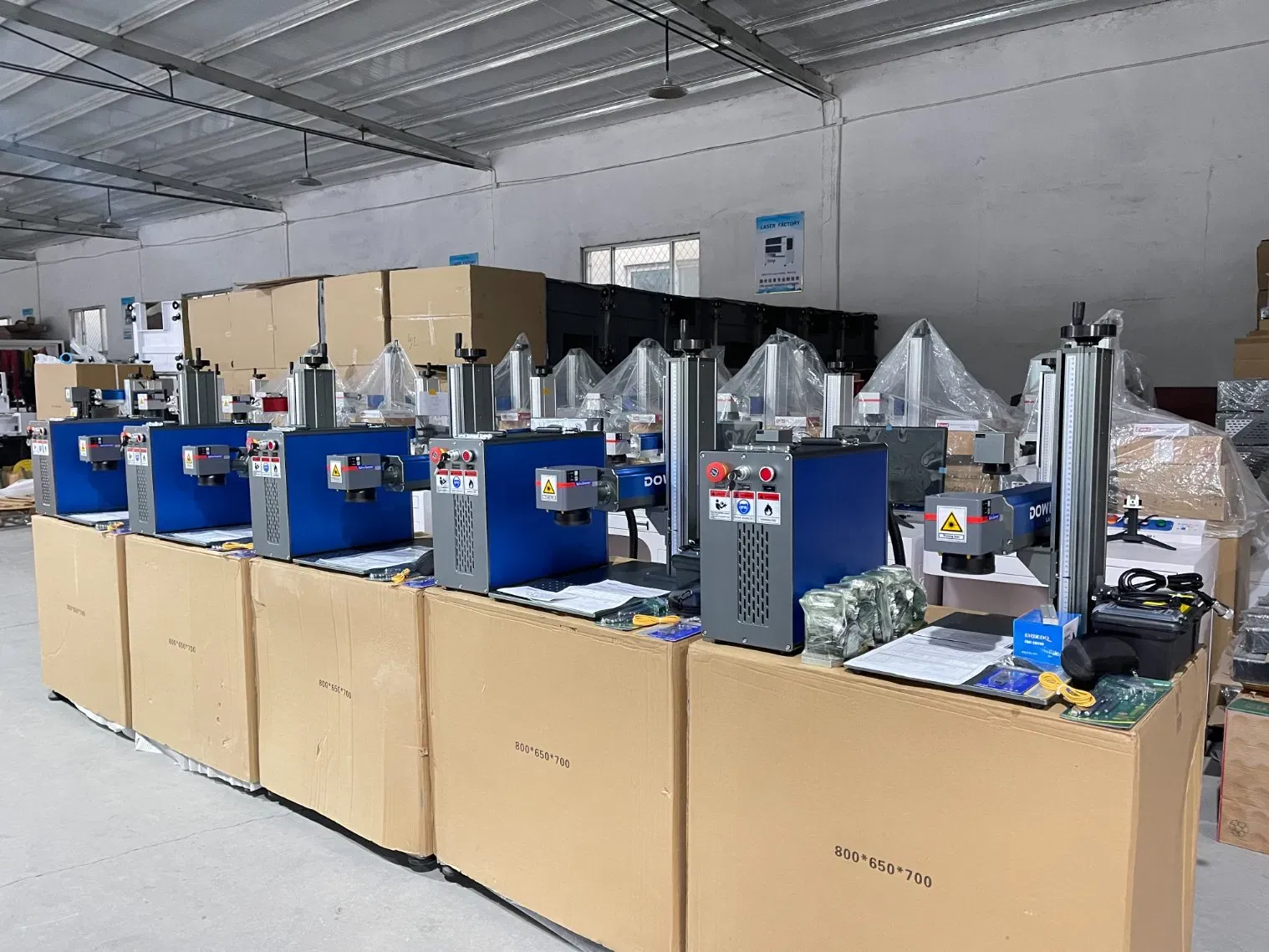 Профессиональная машина для маркировки металла с высокоскоростным волоконным лазером 20W/30W/50W 4