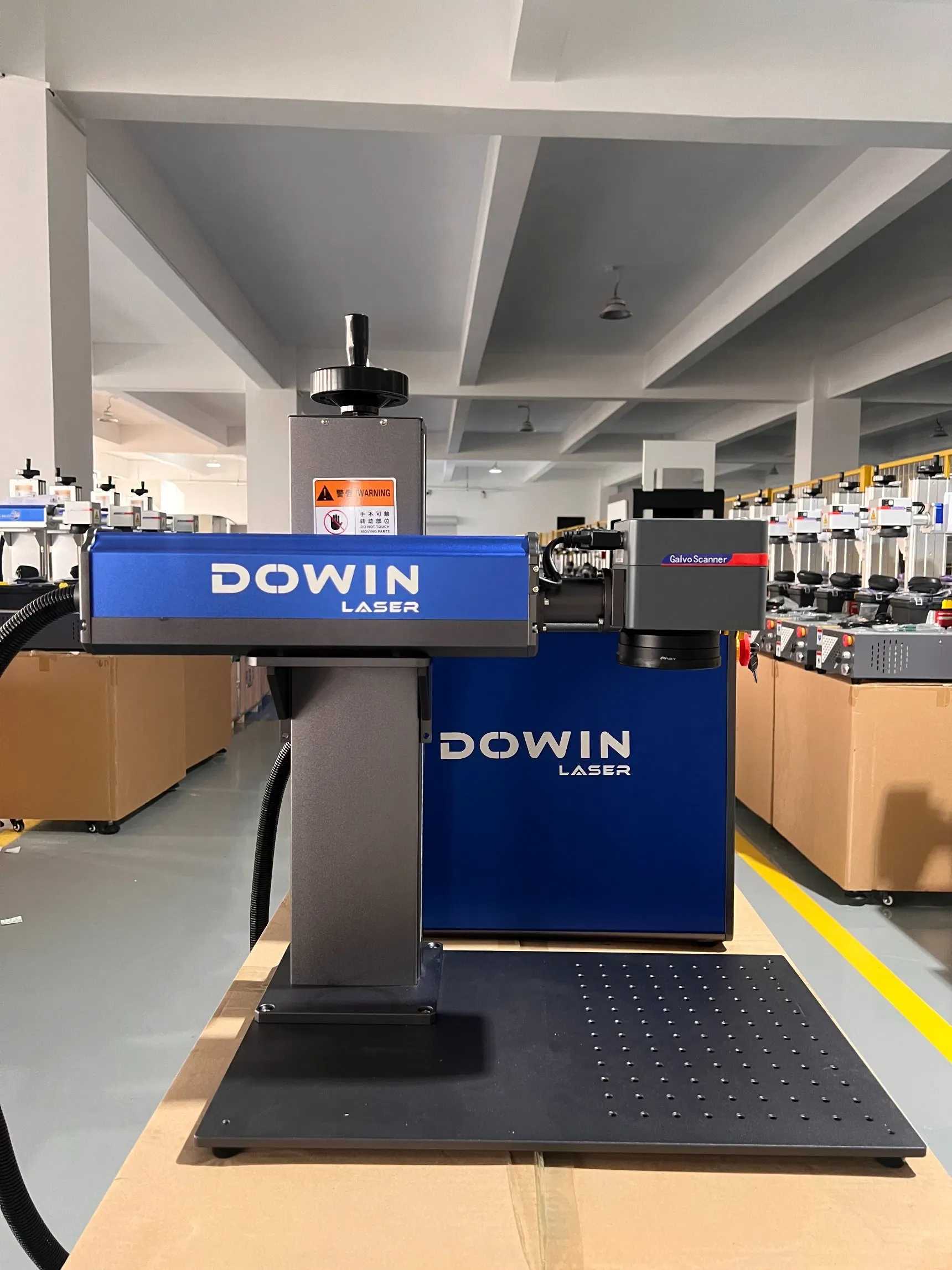 Профессиональная машина для маркировки металла с высокоскоростным волоконным лазером 20W/30W/50W 5