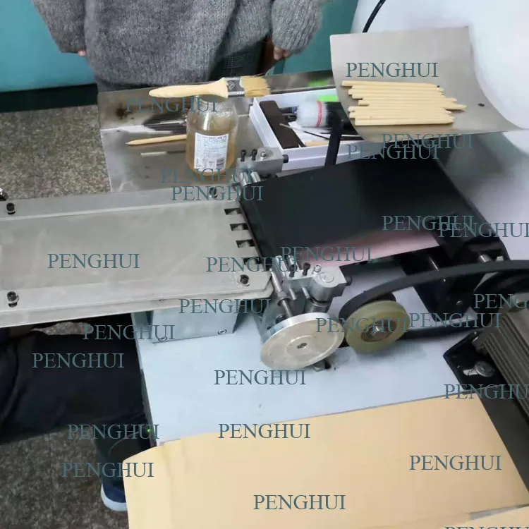 Машина для производства экологичных ручек из переработанной бумаги высокой скорости 3