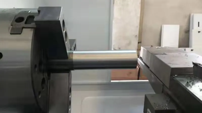 Горизонтальный токарный станок высокой точности CK6150 5