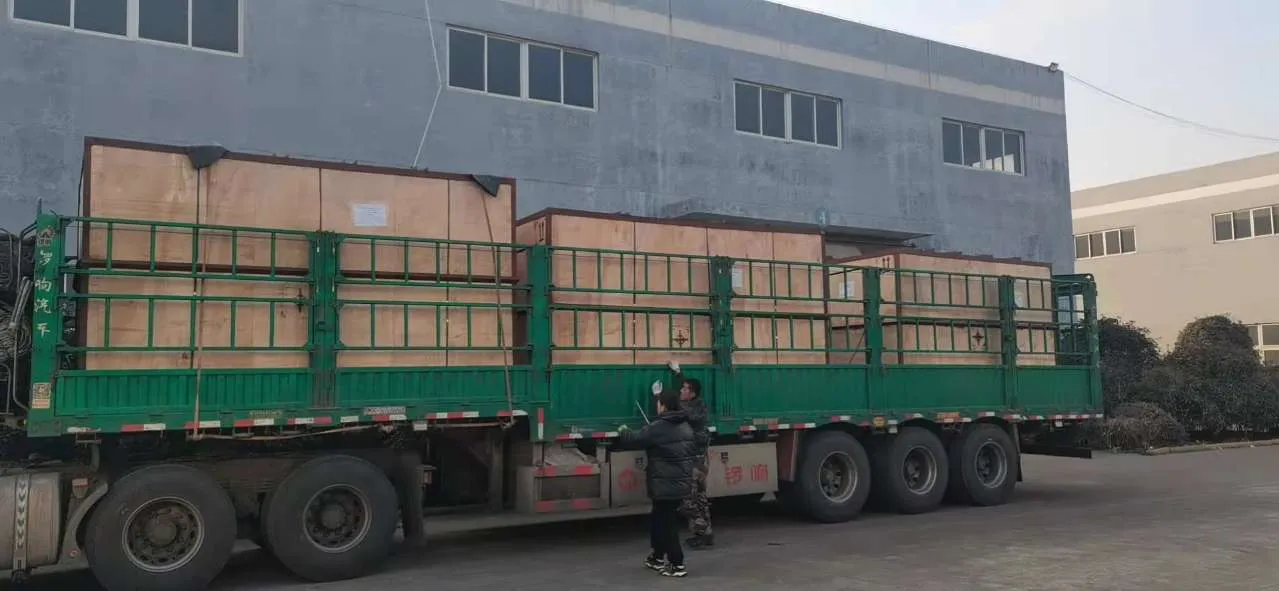 Горизонтальный токарный станок высокой точности CK6150 6