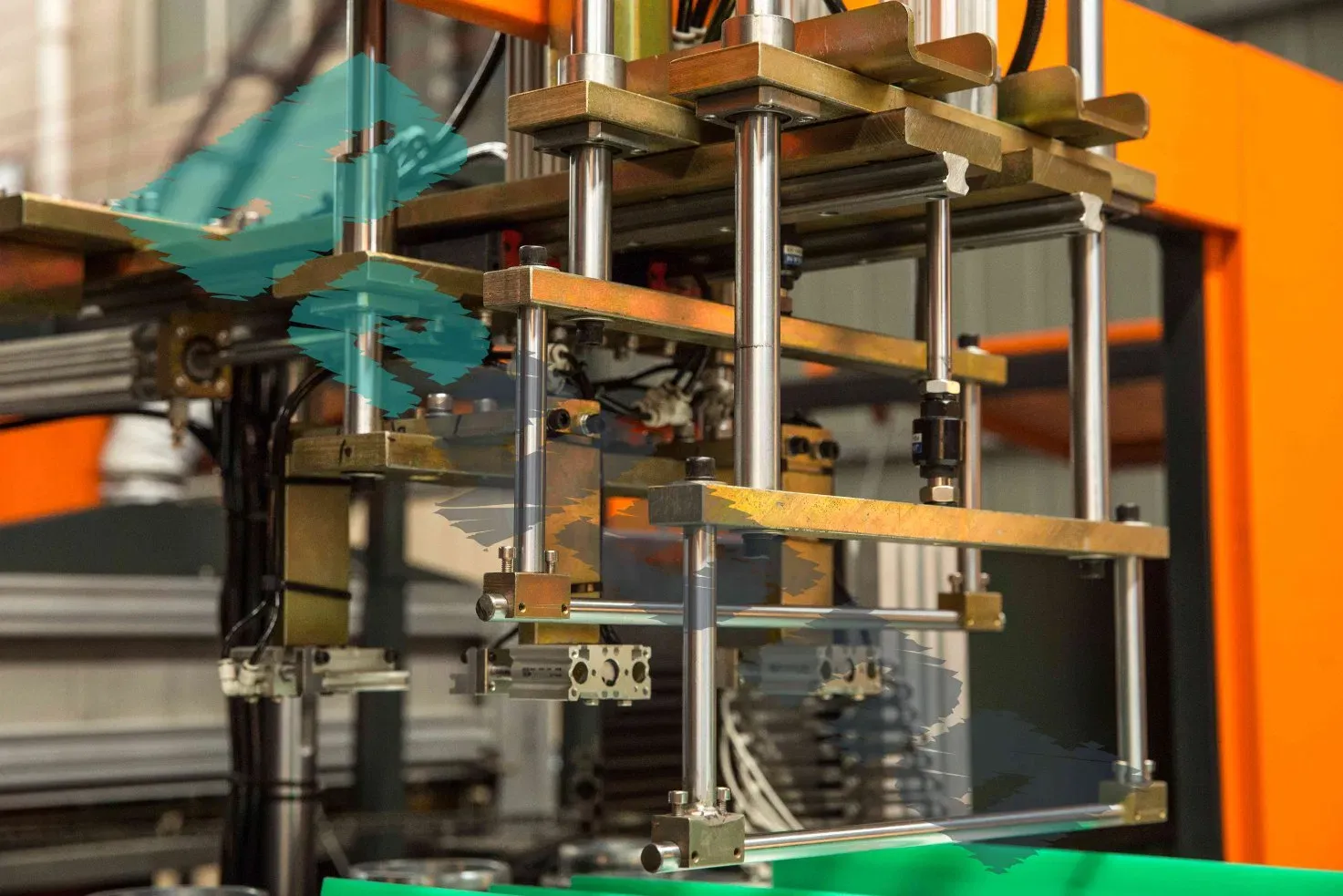 Автоматическая машина для производства бутылок для воды для домашних животных 5