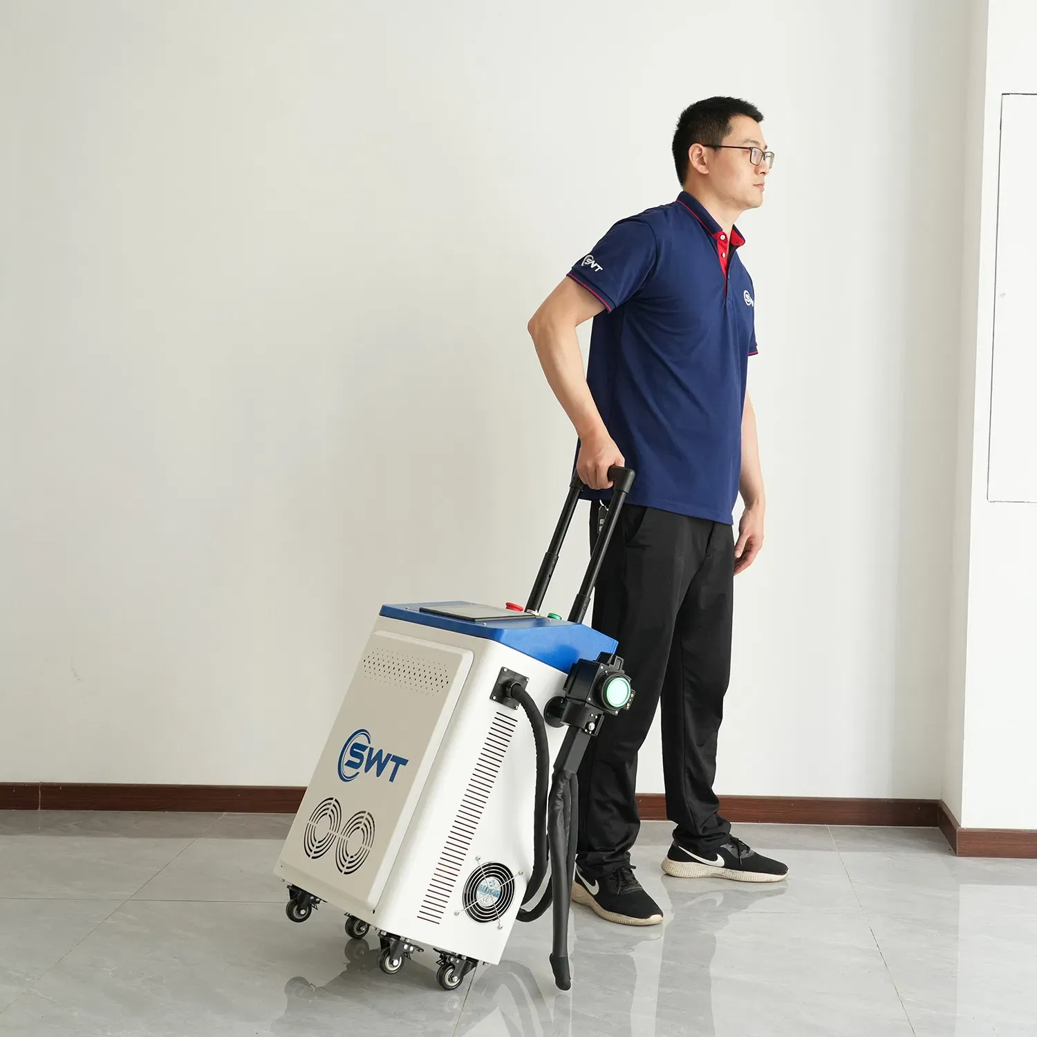 Профессиональный лазер для удаления ржавчины и очистки поверхностей