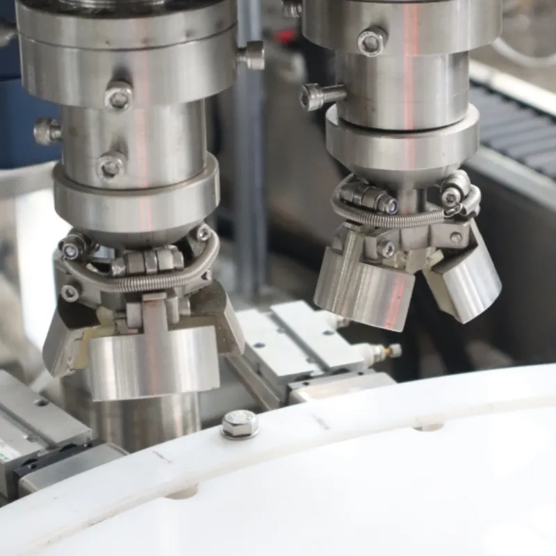 Горячая продажа автоматического вертящегося столика маленькой 5ml 10ml 50ml бутылки для духов, жидкостного вакуумного наполнения, капсуляции и маркировки машины 4