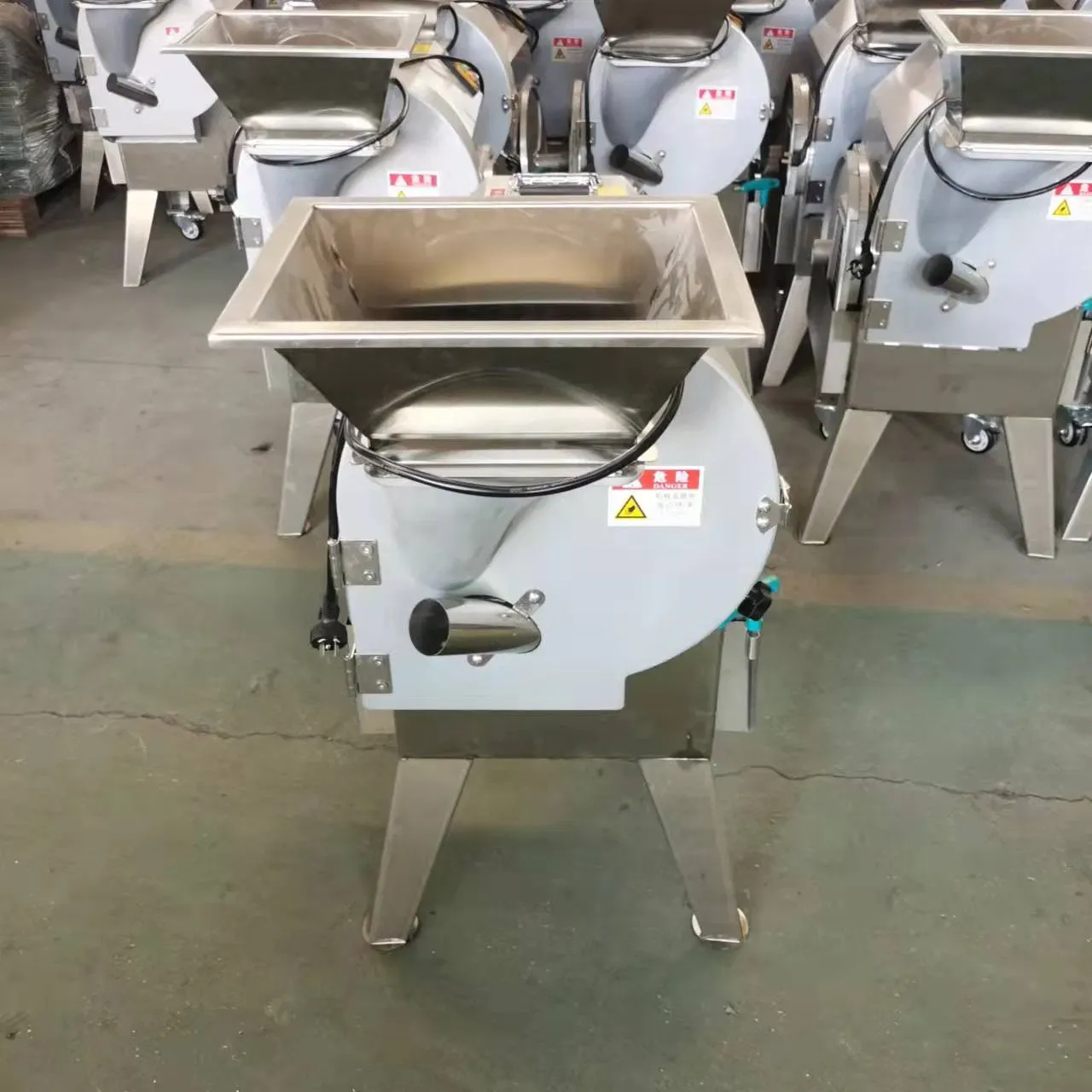 Промышленная машина для нарезки овощей и фруктов 6