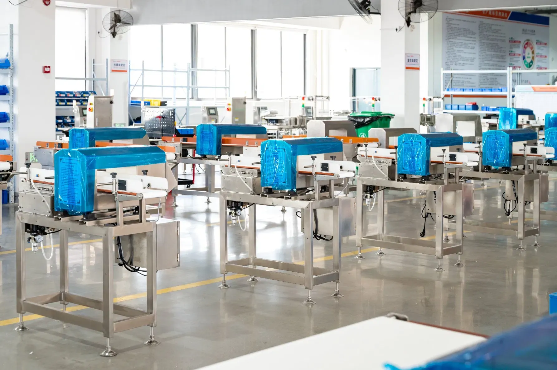 Промышленный металлодетектор конвейерного пояса для продуктов питания, детских подгузников, гигиенических прокладок, фармацевтики, пластика, химикатов, игрушек 4