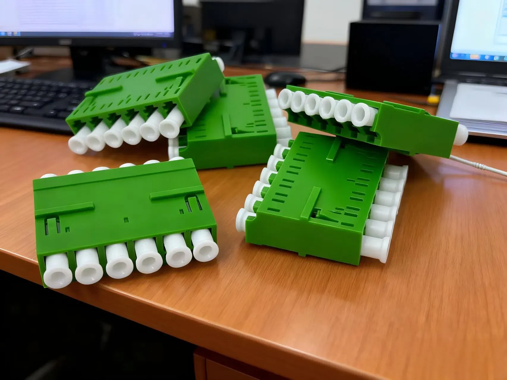 Высокоплотный Оптический Адаптер 6-Портовый LC Зеленый 2