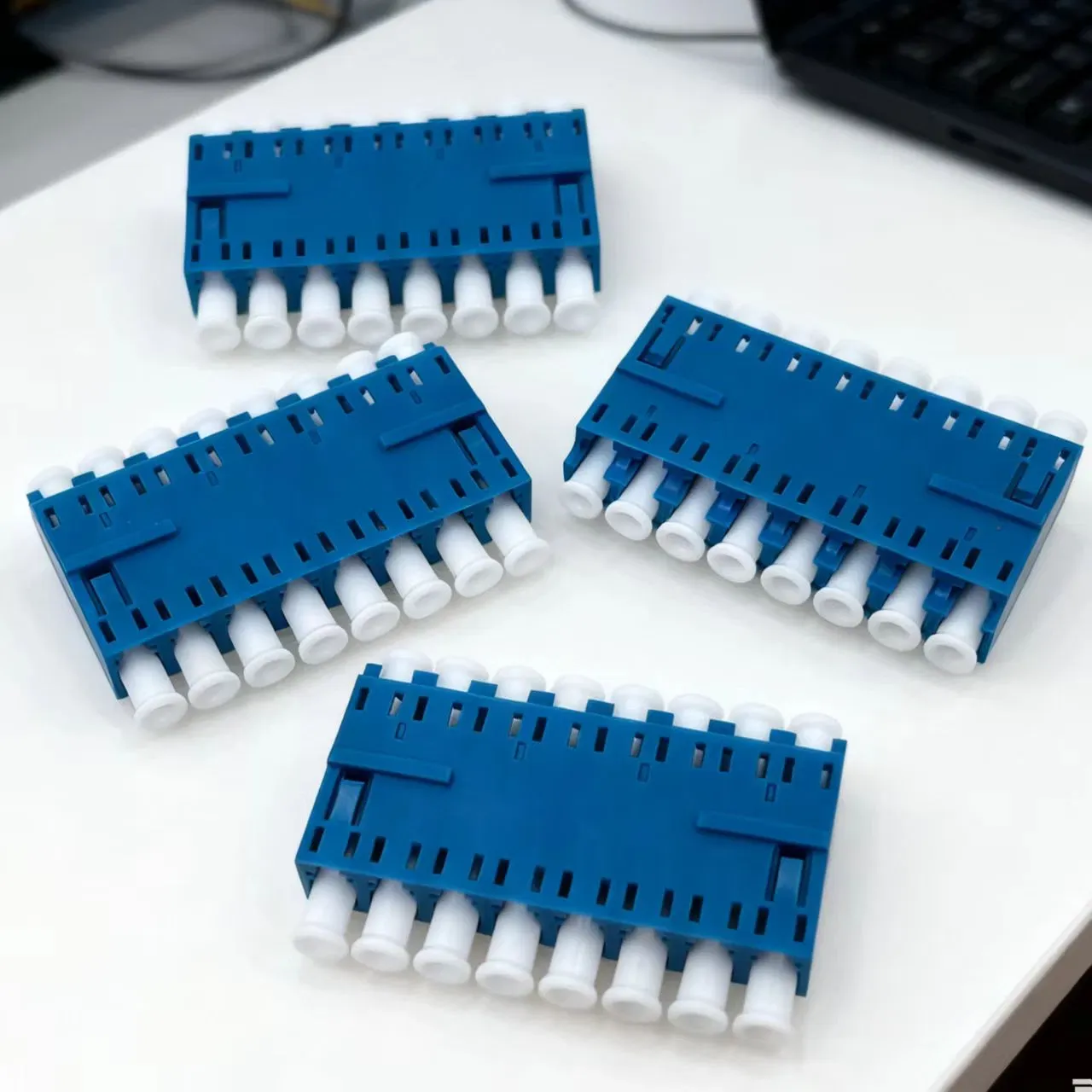 Кексин Центр Данных 8-Портовый Высокой Плотности См LC Оптический Адаптер