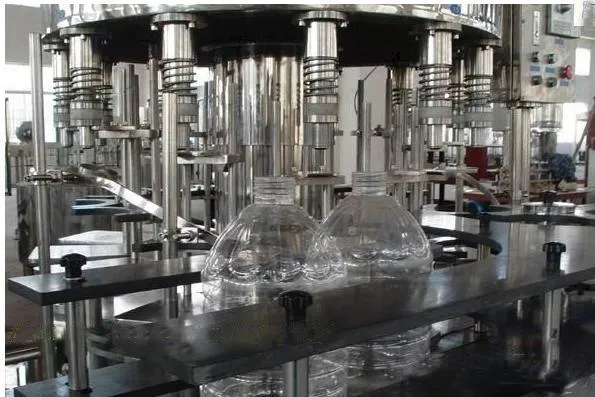 Большая бутылка Оборудование для розлива 5L Машина для розлива и укупорки воды 6