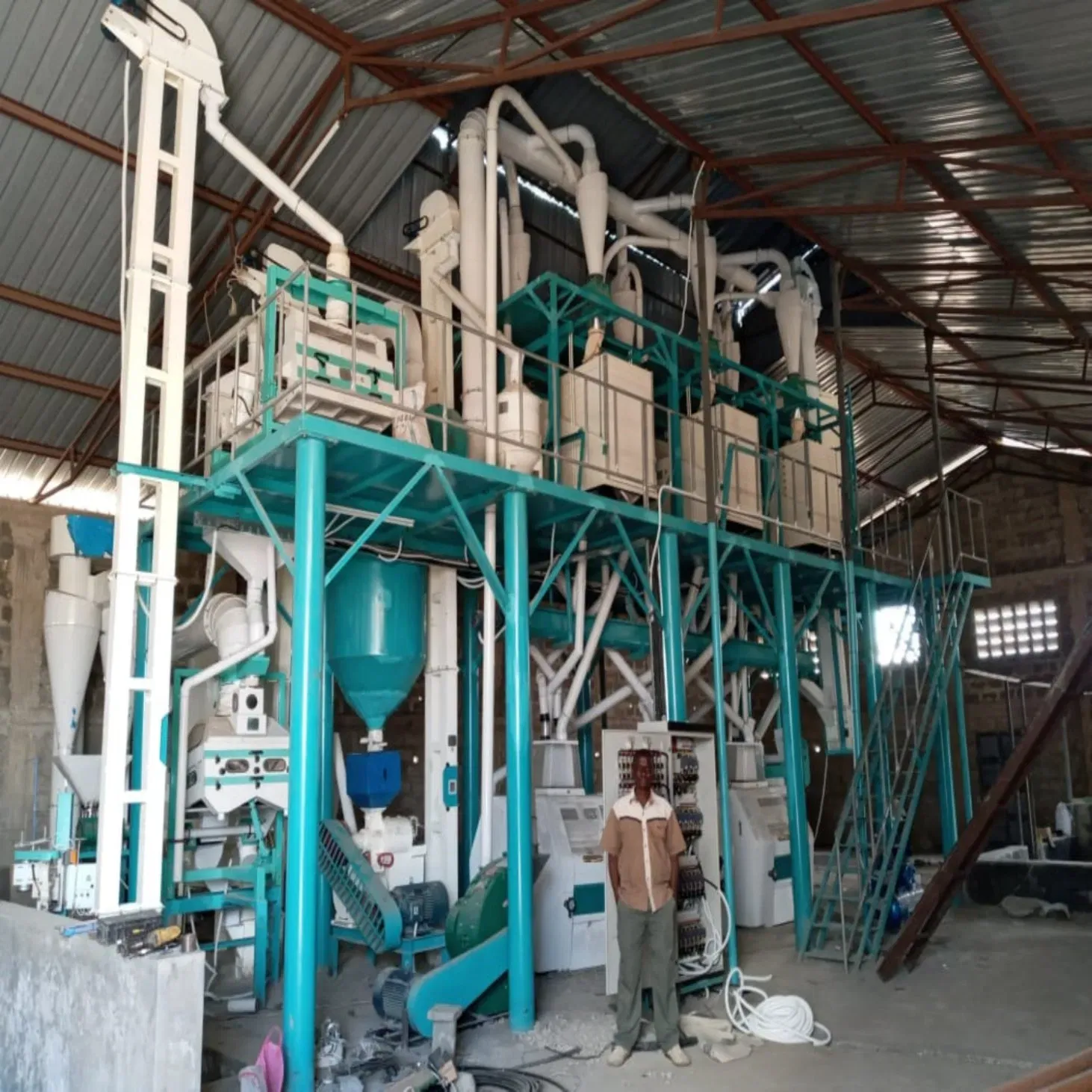 Профессиональная машина для переработки кукурузной муки 2