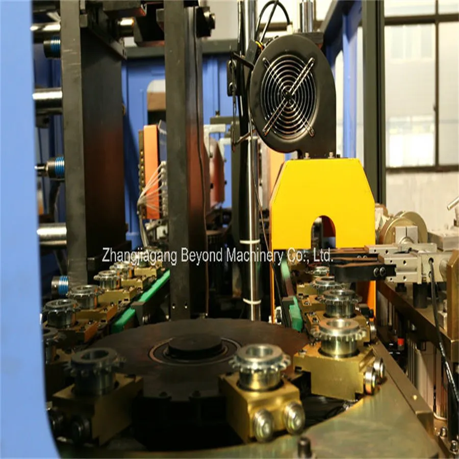 Полностью автоматическая выдувная машина для ПЭТ-бутылок с 6 формами 3