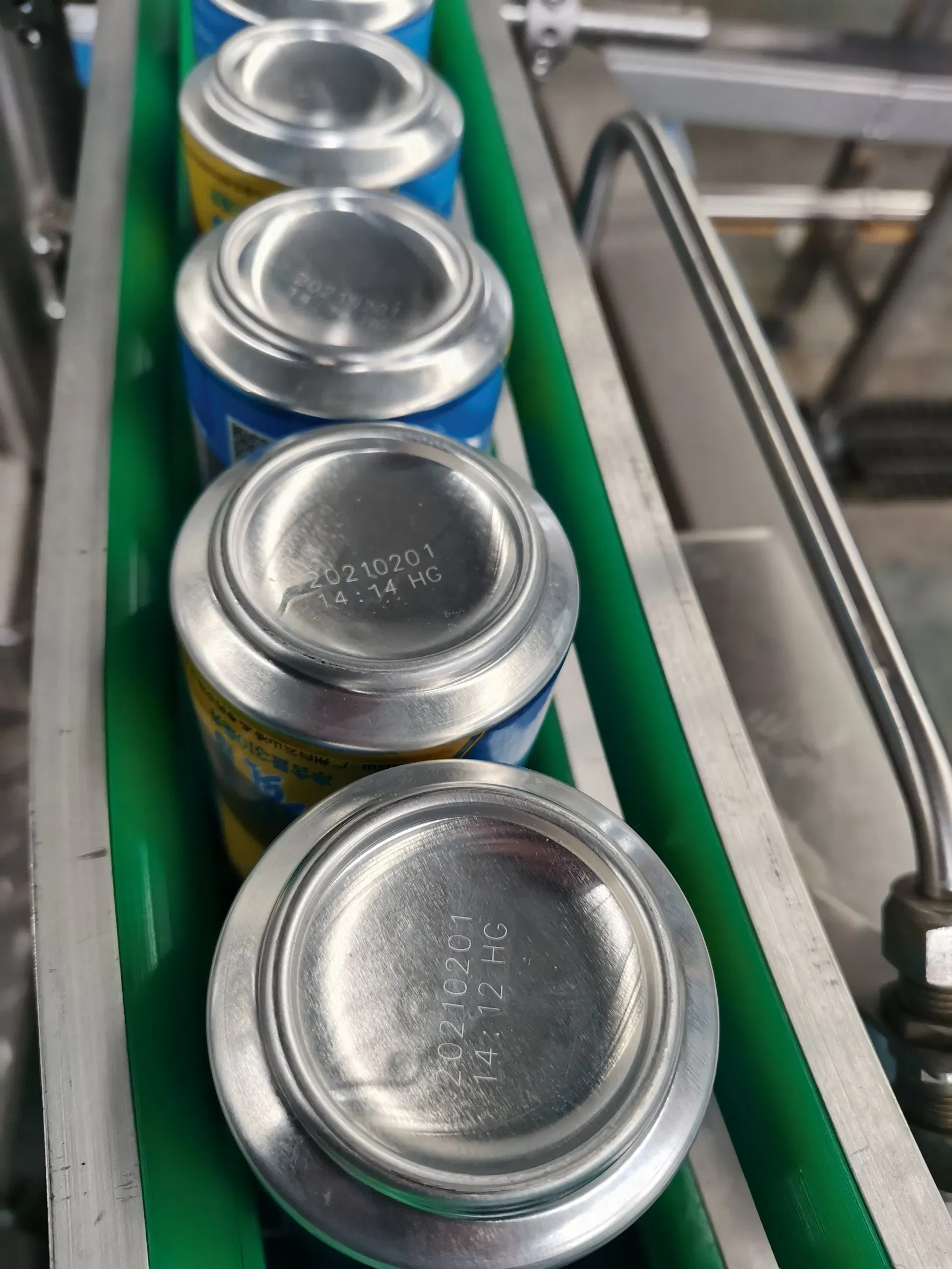 Профессиональная машина для лазерной печати на металле и пластике с кодированием даты 4