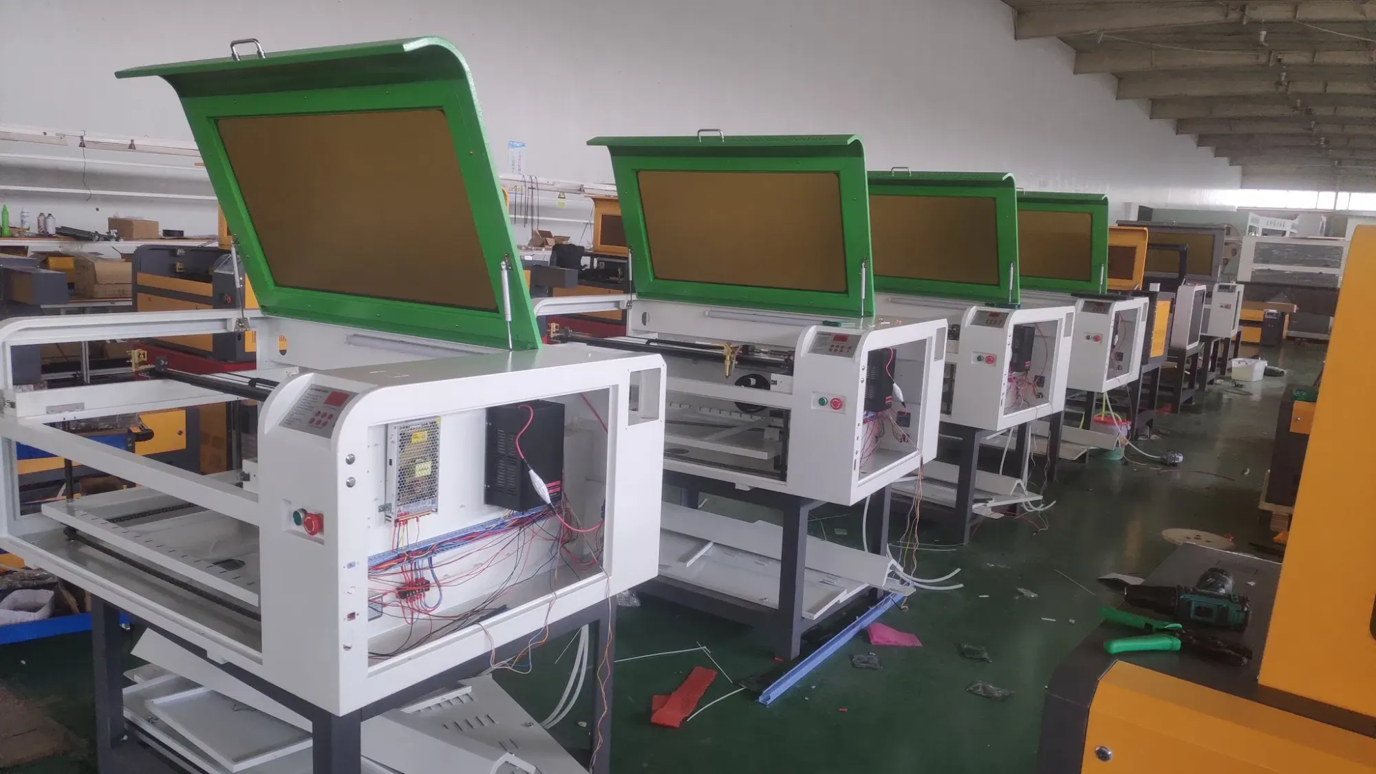 Профессиональный лазерный резак 6090 Reci 100W с Cw5200 ячеистым столом автофокусировки 5