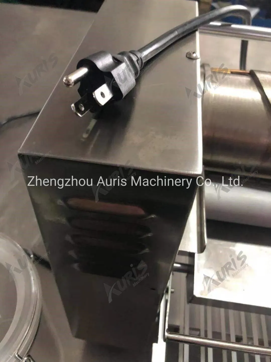 Мини-машина для приготовления многослойного торта с манго 5