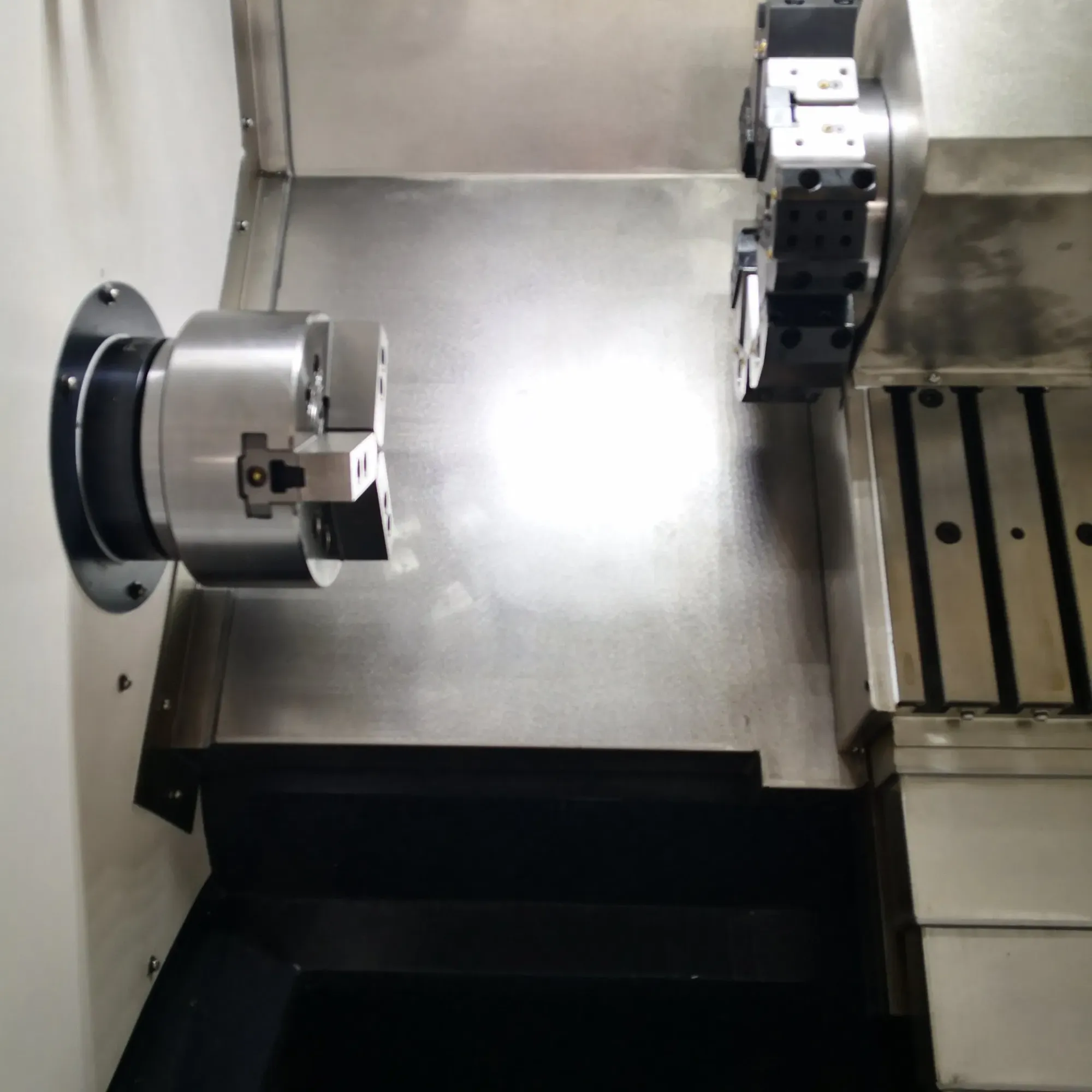 Металлический станок с ЧПУ для токарной обработки TCK36A 2