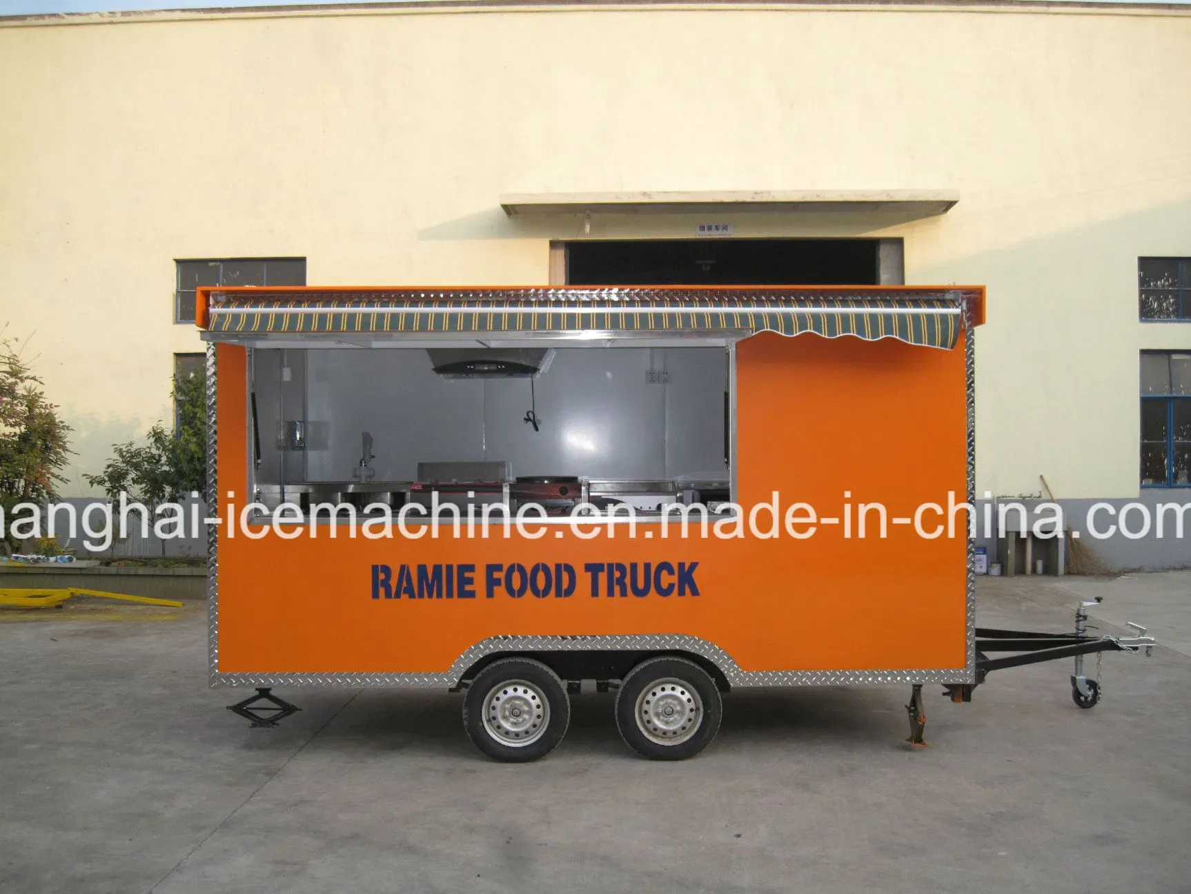 Мобильная продуктовая тележка с широкими возможностями 3