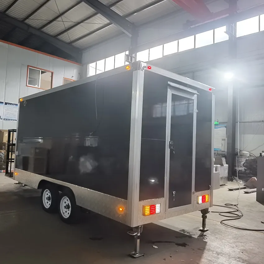 Мобильный продуктовый магазин на колесах 4