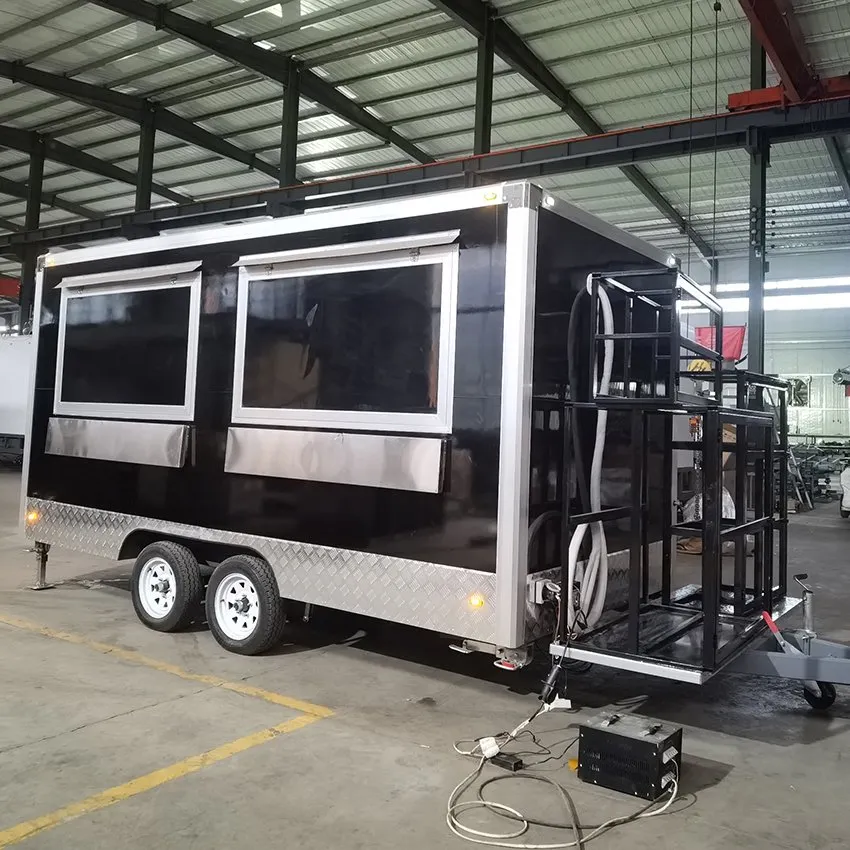 Мобильный продуктовый магазин на колесах 2