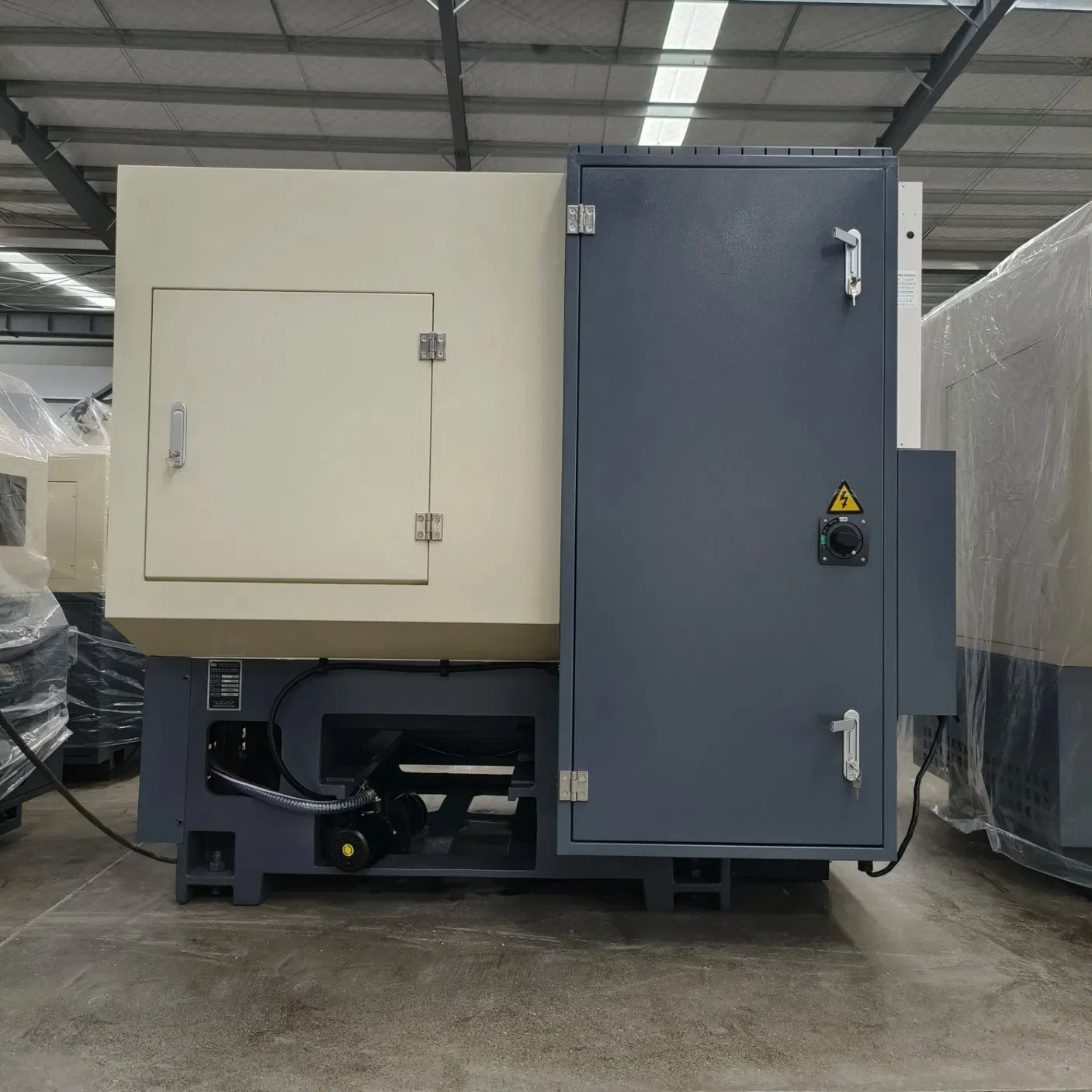 Многофункциональный ЧПУ станок для резки, токарной обработки и фрезерования с осью Y для обработки металла 4