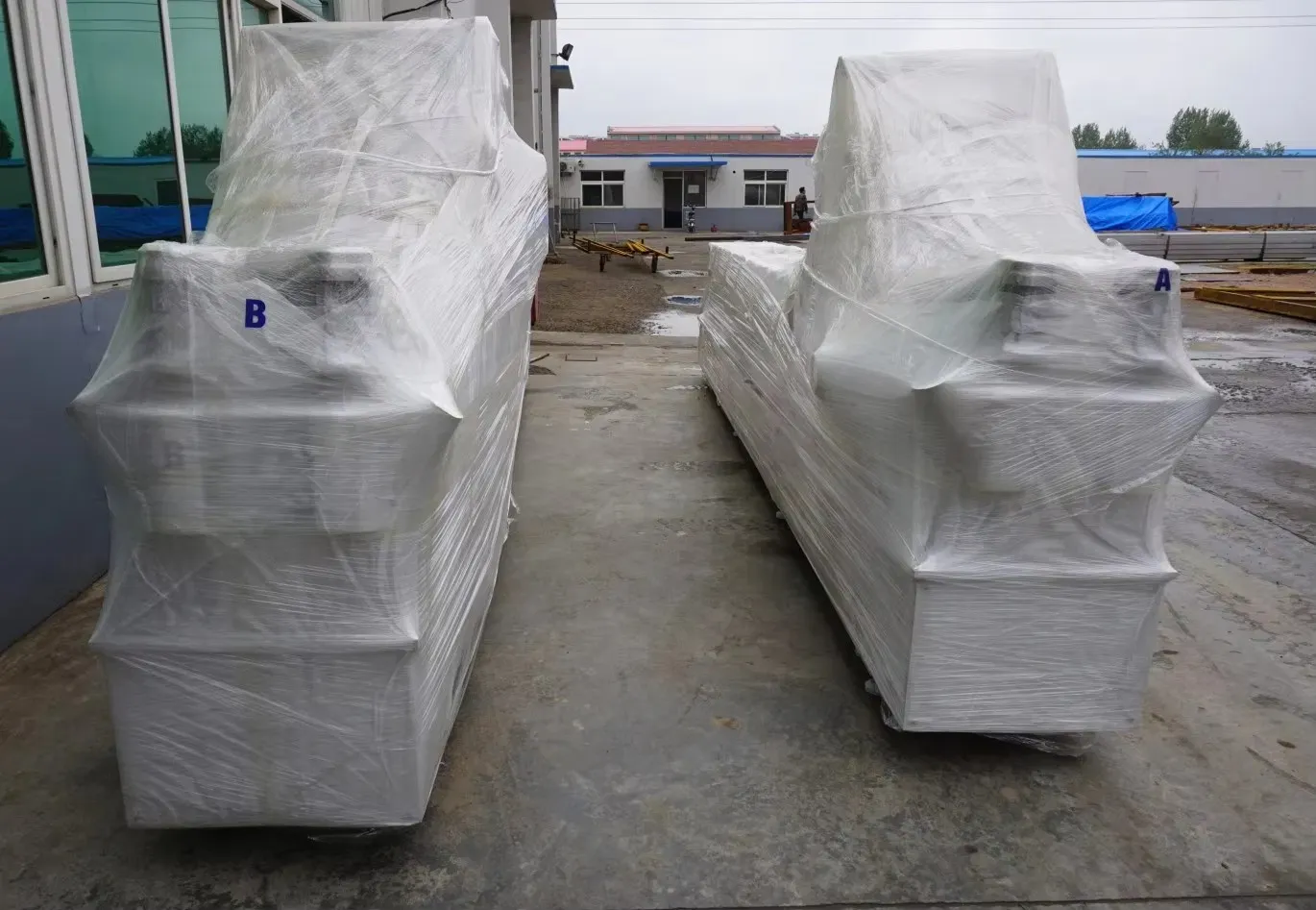 Машина для ламинирования профилей из ПВХ/ВПК для стеновых панелей BF300B 4