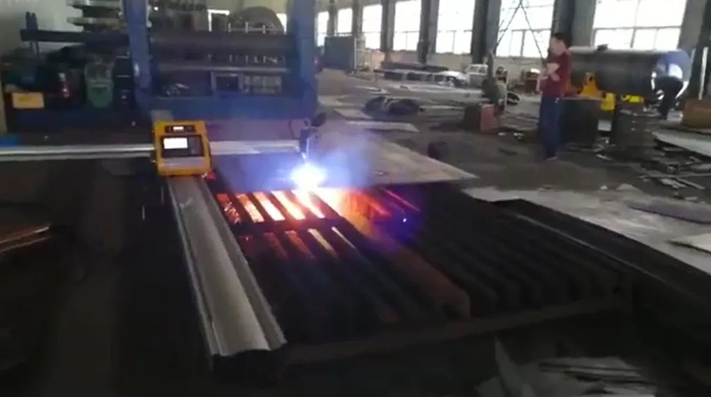 Профессиональный плазменный резак с ЧПУ для металла 5