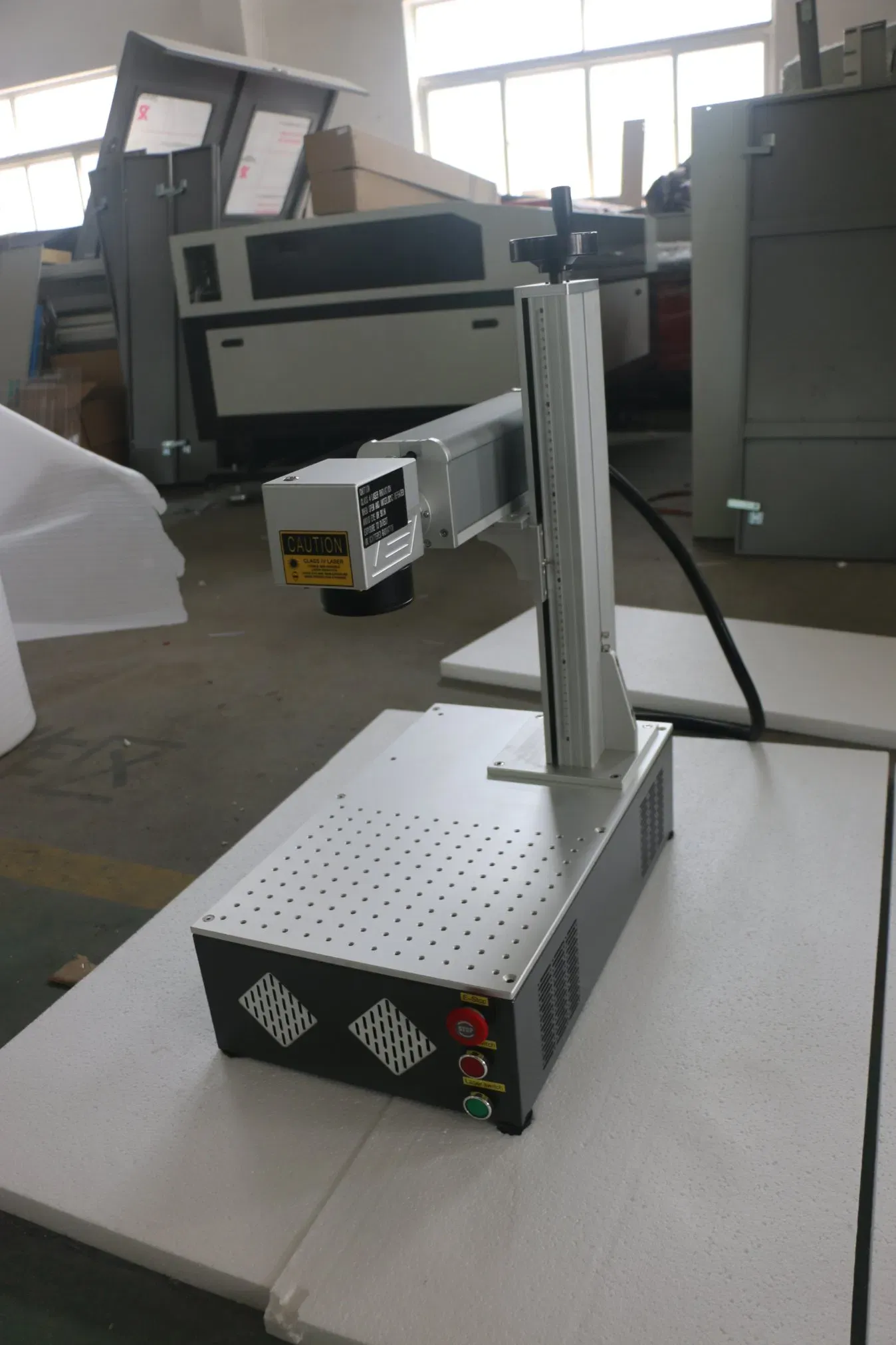 Портативный волоконный лазер 20W Raycus с 200*200mm управлением Ezcad Двойная красная точка 6