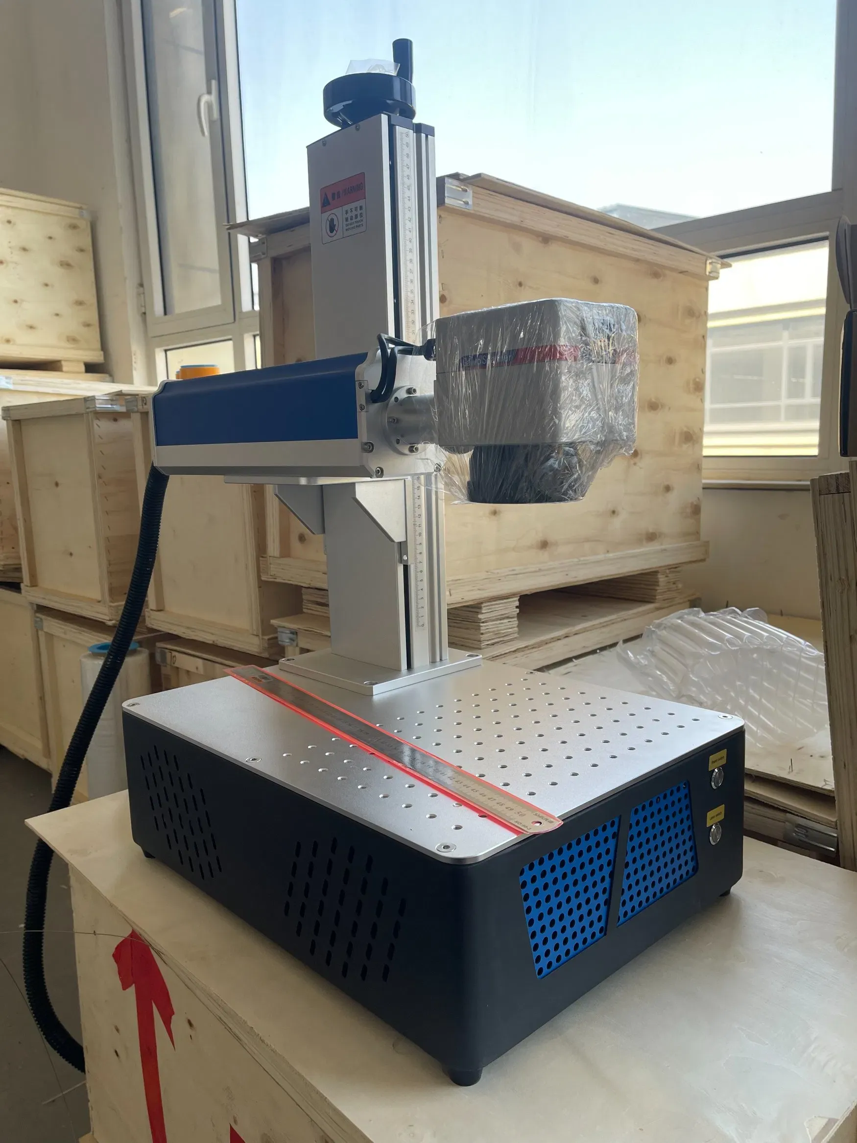 Профессиональный волоконный лазерный гравировщик Raycus 20W 30W 50W 2