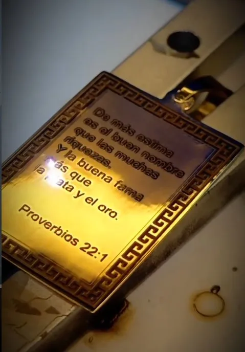 Портативный лазерный маркировочный станок 20W/30W/50W 5