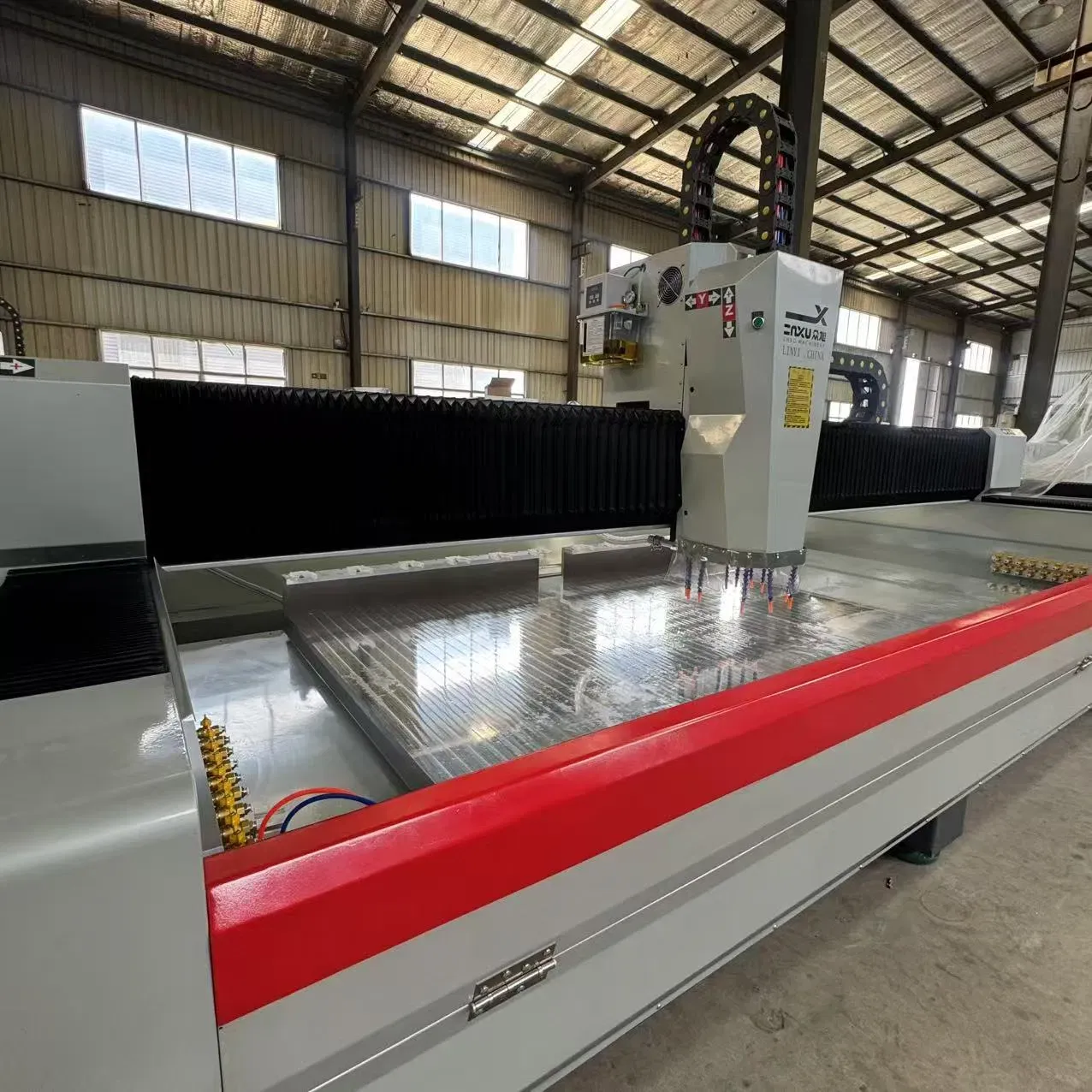 Прецизионный высокопроизводительный станок для фрезерования стекла для профессионалов 4