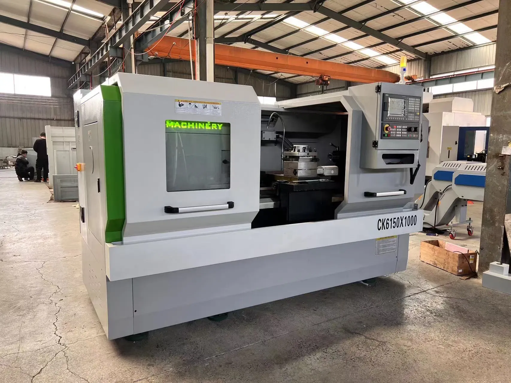 Профессиональный горизонтальный токарный станок CK6152 с ЧПУ 6