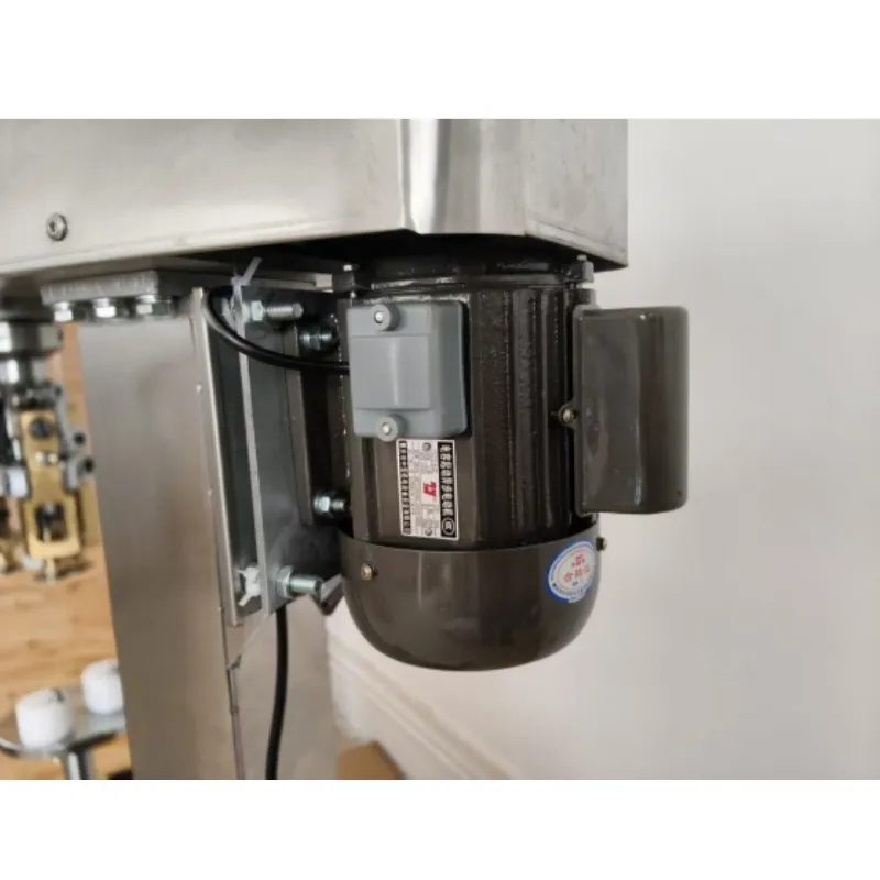 Полуавтоматическая машина для укупорки бутылок с прессом из нержавеющей стали 4