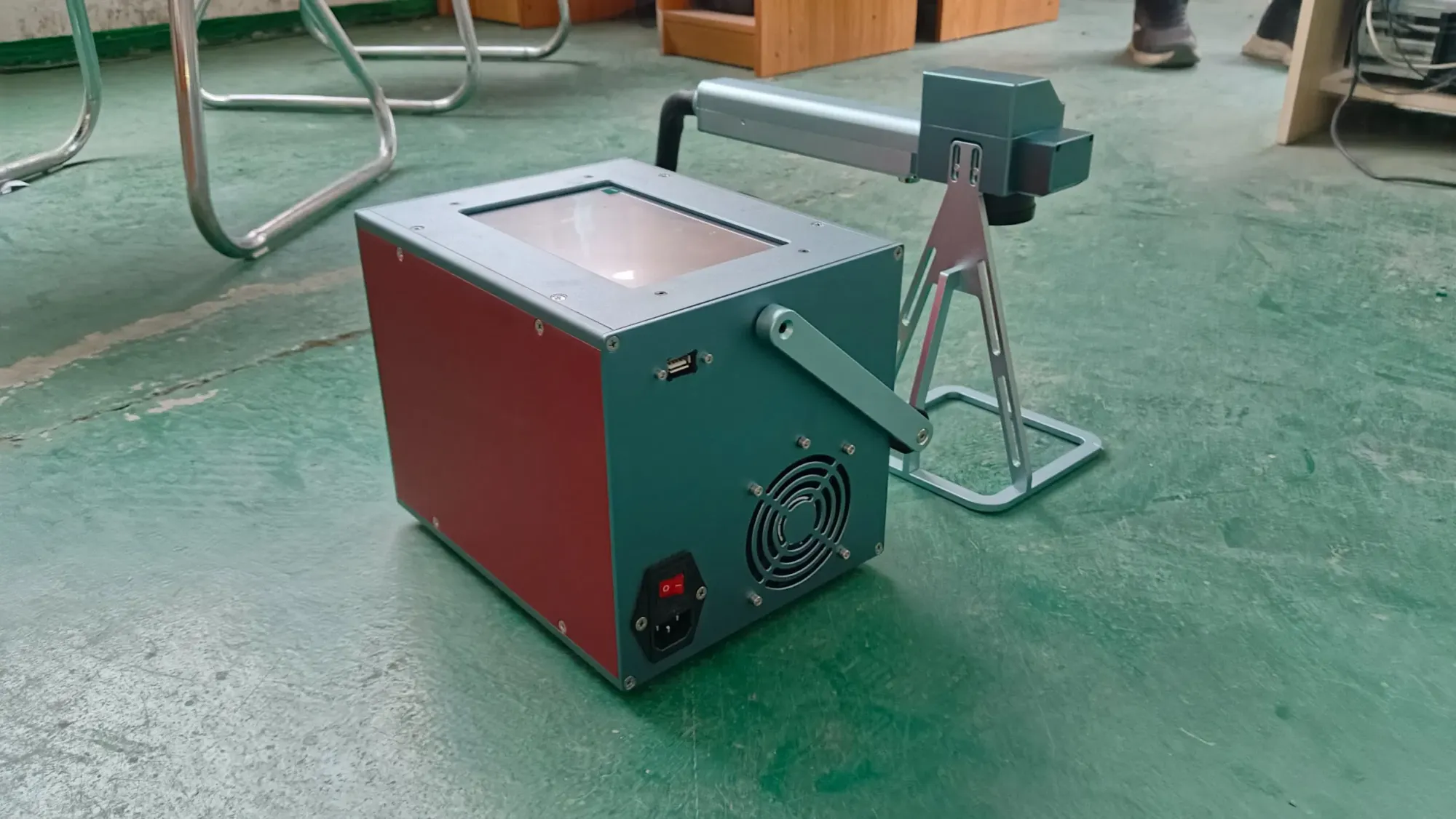 Профессиональный портативный ручной лазерный маркер Raycus Max большого формата с 2D подъемной платформой SG7110 5