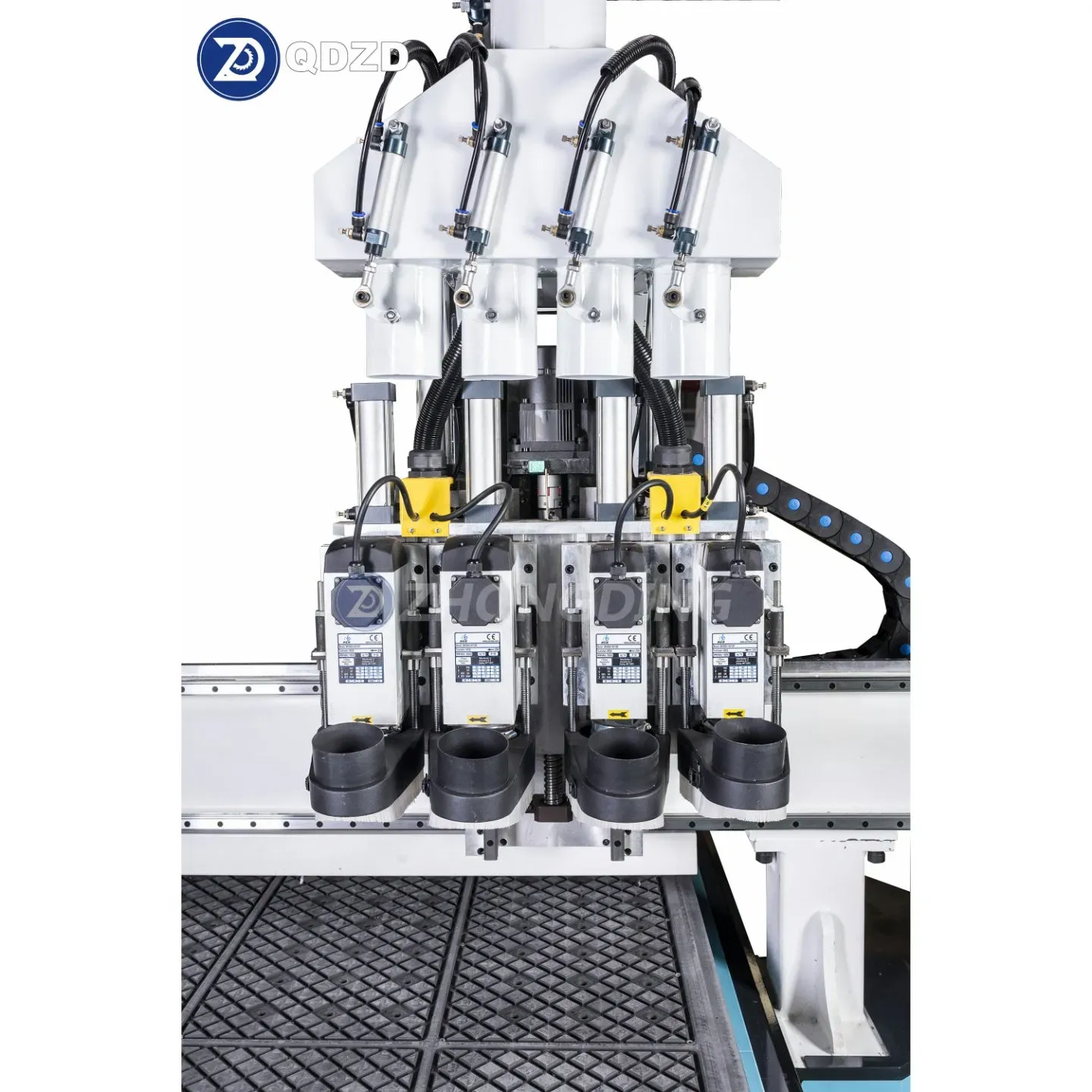 Слотирование ЧПУ деревообрабатывающего станка с 4 головами для МДФ 2