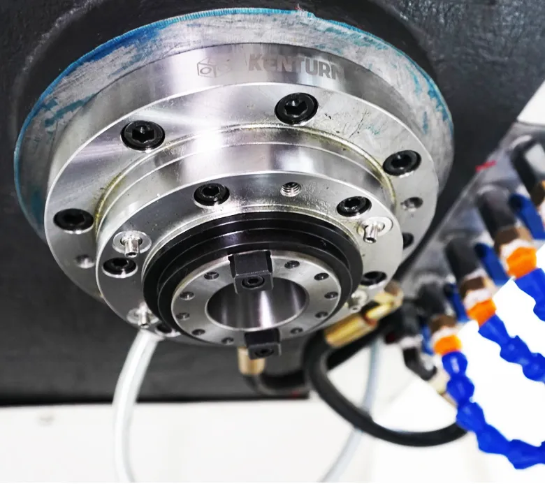 Малый вертикальный станок с ЧПУ XH 7126 2