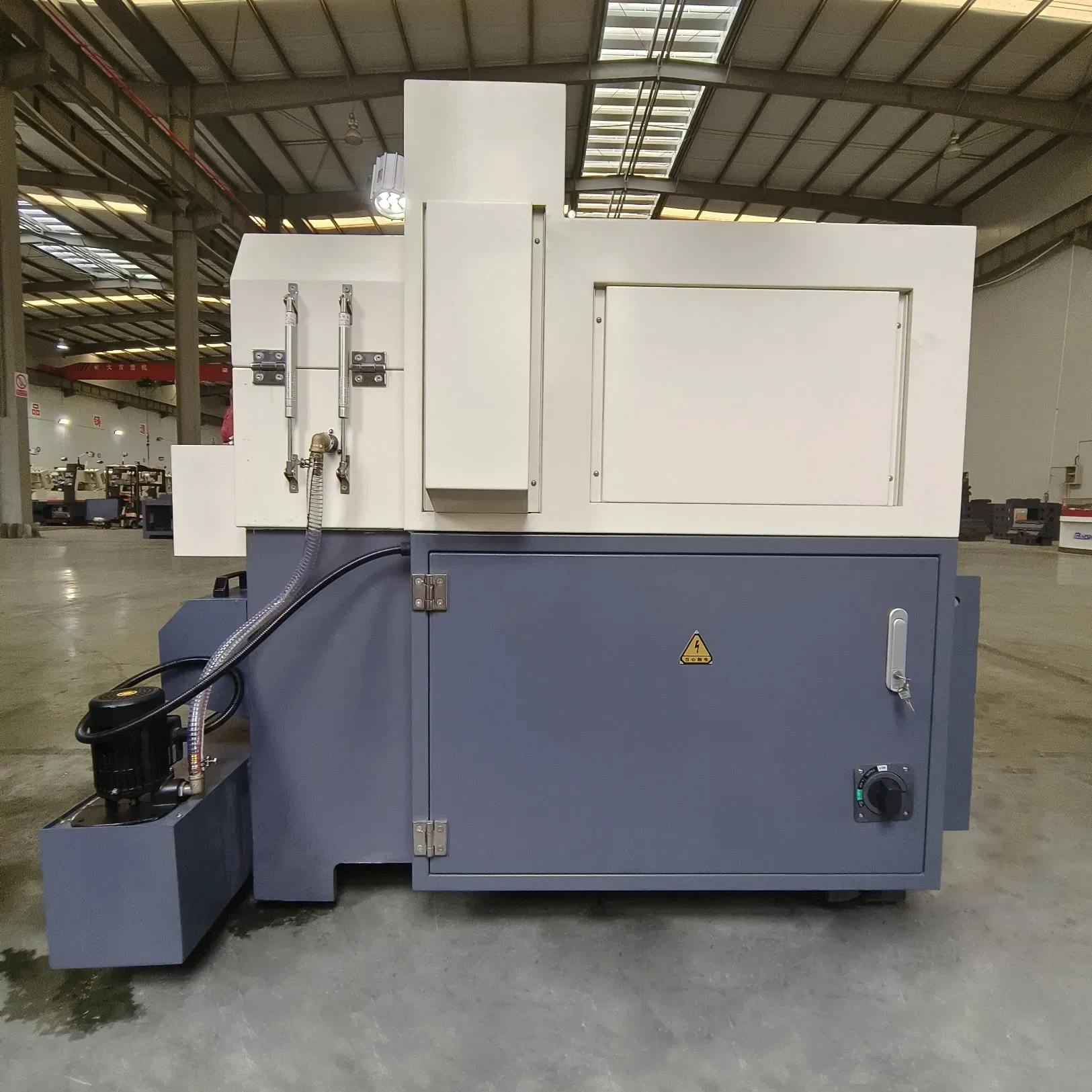 Малый металлический токарный станок CK1120 швейцарского типа с ЧПУ 3 оси 3