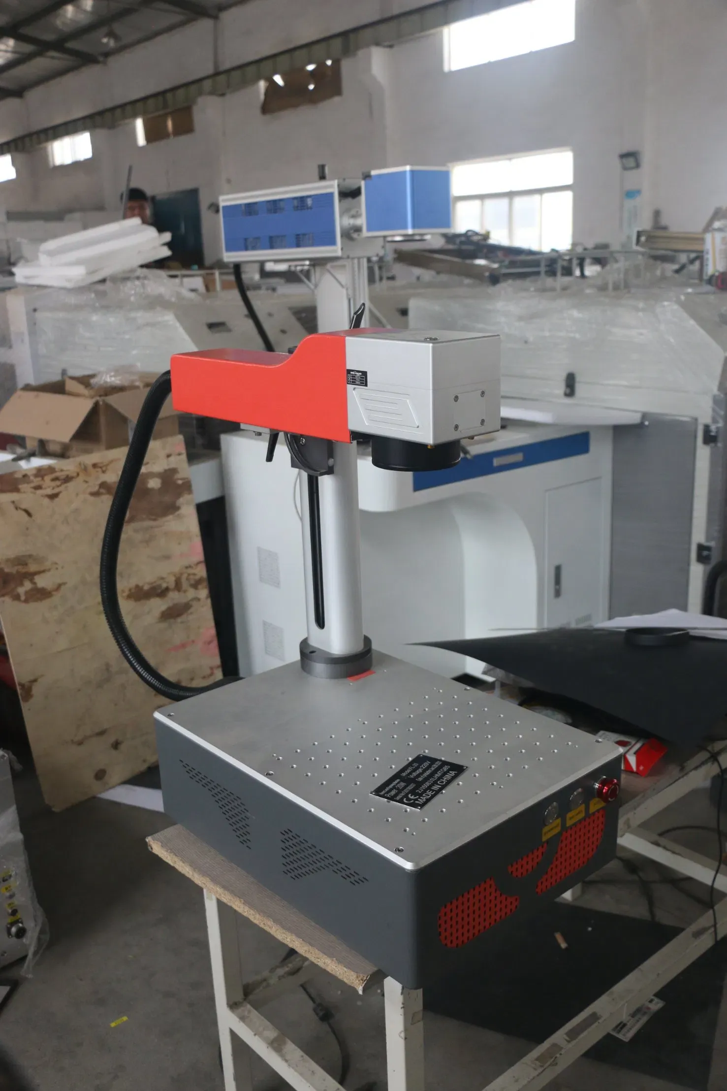 Миниатюрная лазерная машина для резки и гравировки 6