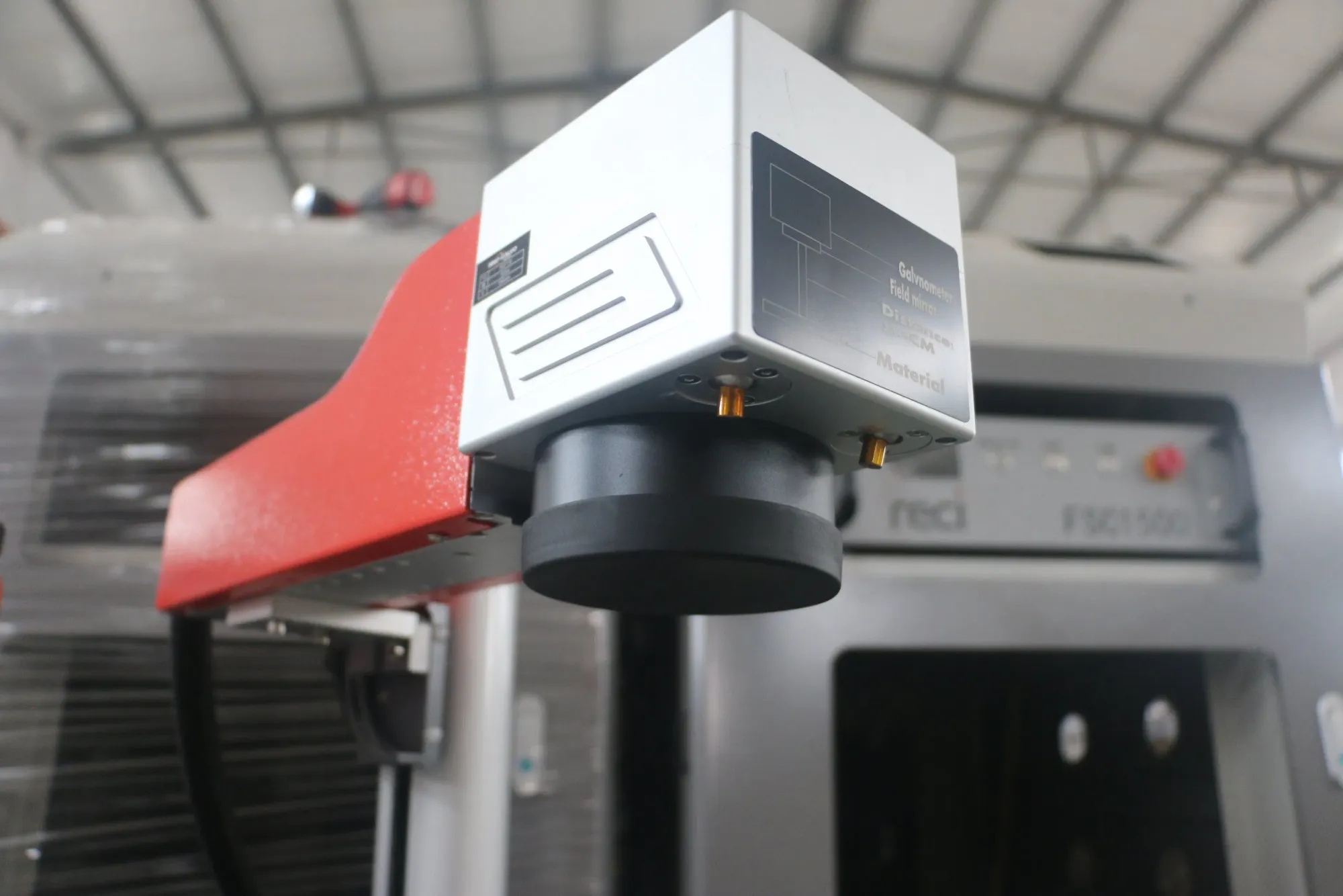 Миниатюрная лазерная машина для резки и гравировки 4