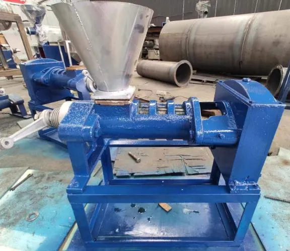 Маленький масляный пресс YS-68 5