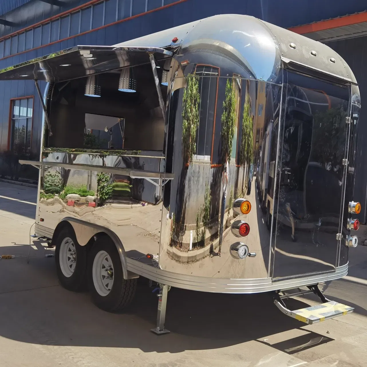 Мобильный фастфуд трейлер с кофейным фургоном 4