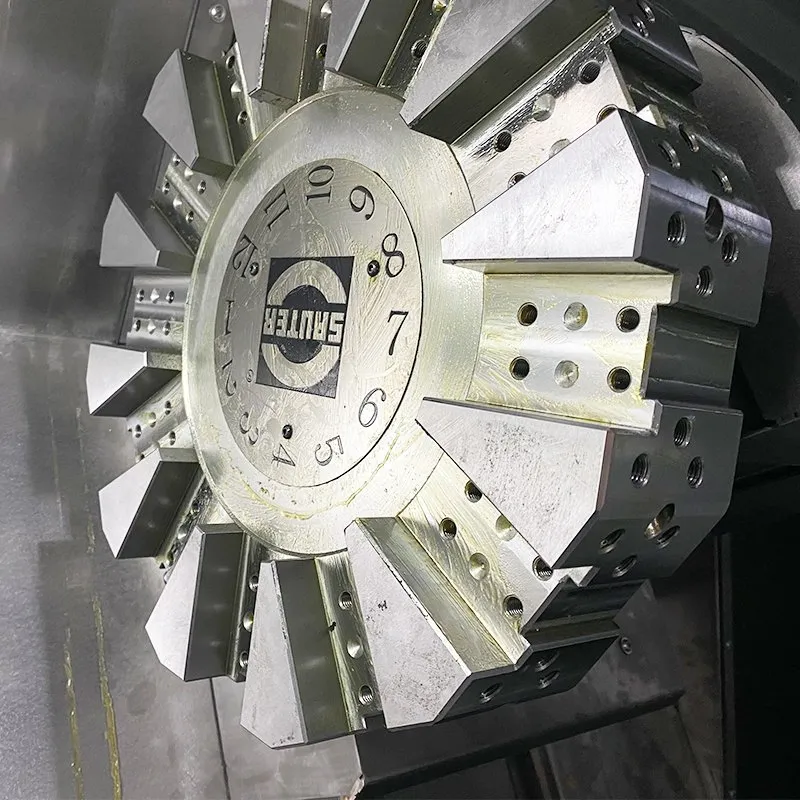 Токарный станок с ЧПУ, токарный центр с числовым программным управлением 5