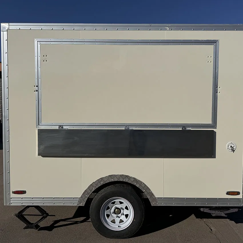 Мобильный прицеп для пищевых продуктов Siristar 3