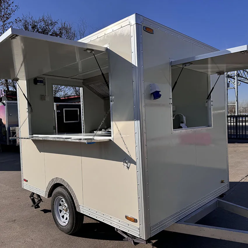 Мобильный прицеп для пищевых продуктов Siristar