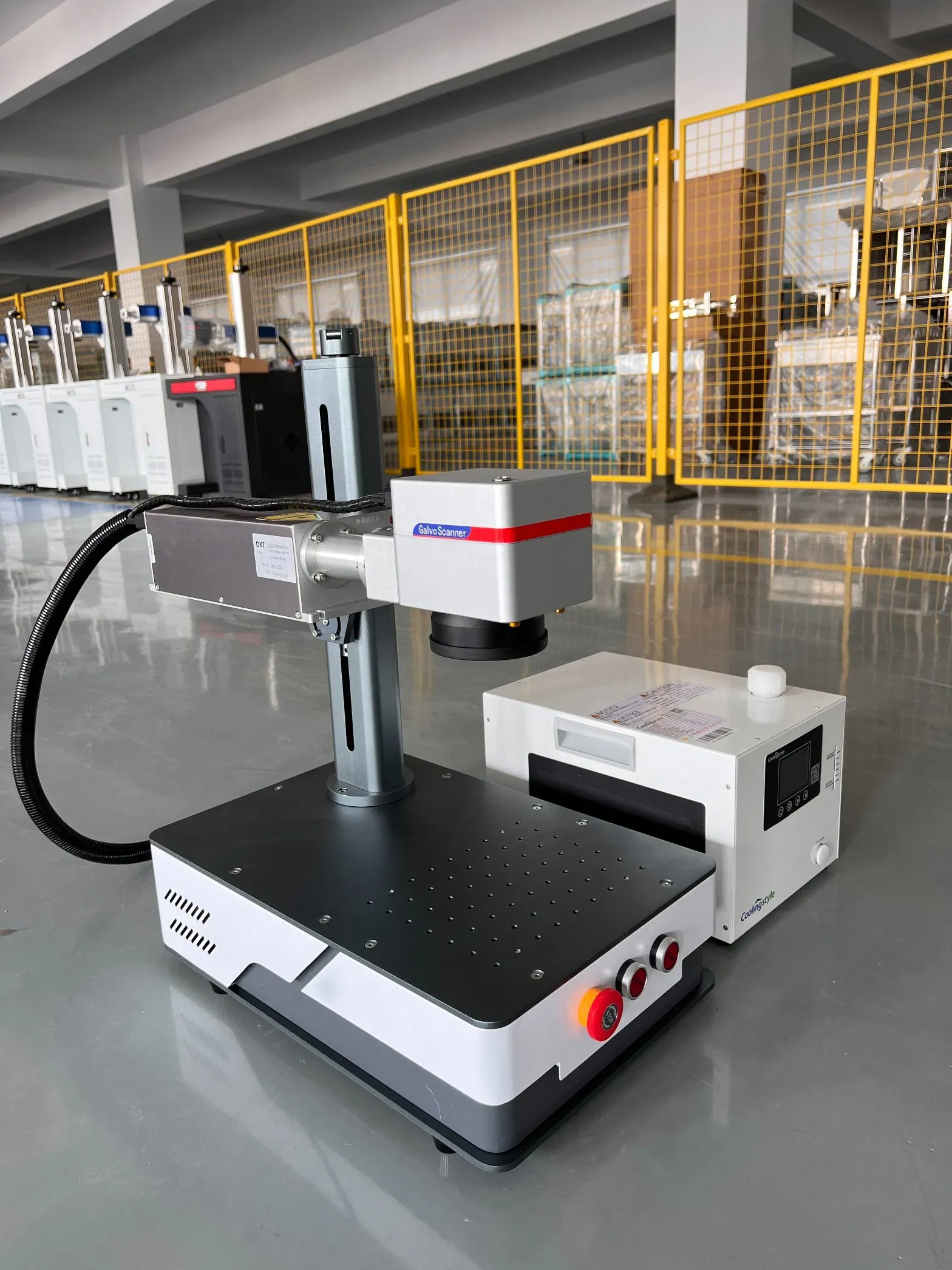 УФ лазерная маркировка 5W/10W/15W для дерева, ткани, бумаги, стекла, пластика 4