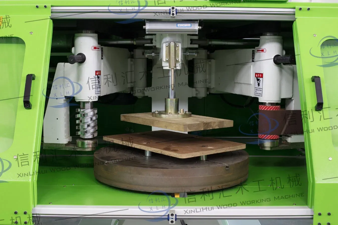 Автоматический фрезерный станок с копиром для резьбы по дереву 4