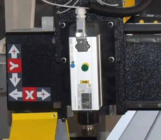 ЧПУ фрезерный станок для деревообработки ZD1325 6